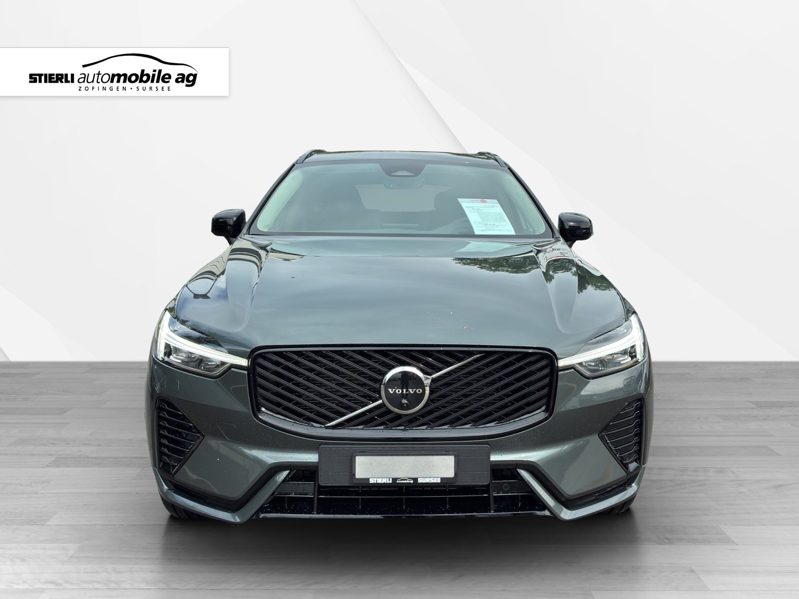 VOLVO XC60 2.0 T6 TE Ultra Dark eAWD, Hybride Rechargeable Essence/Électricité, Voiture nouvelle, Automatique - 2