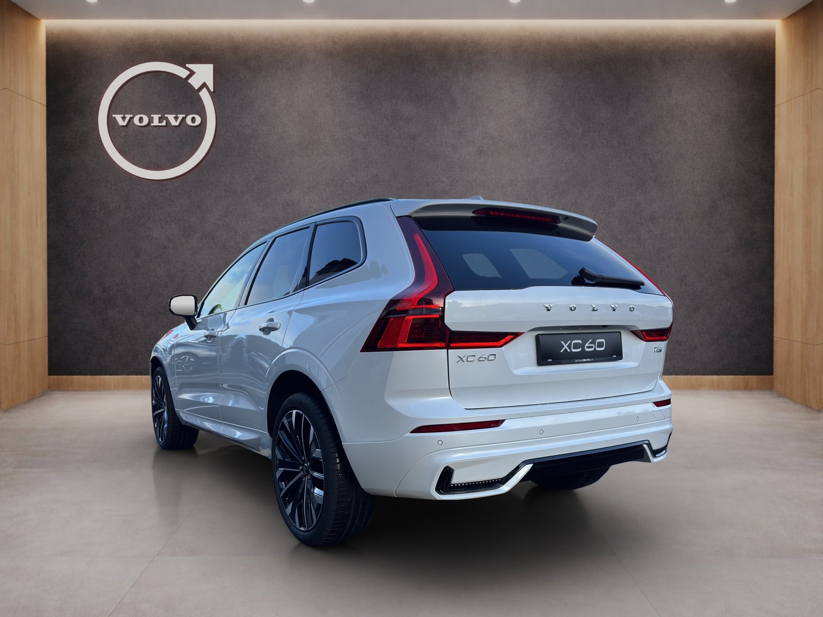 VOLVO XC60 2.0 T6 TE Plus Dark eAWD, Plug-in-Hybrid Benzina/Elettrica, Auto nuove, Automatico - 4
