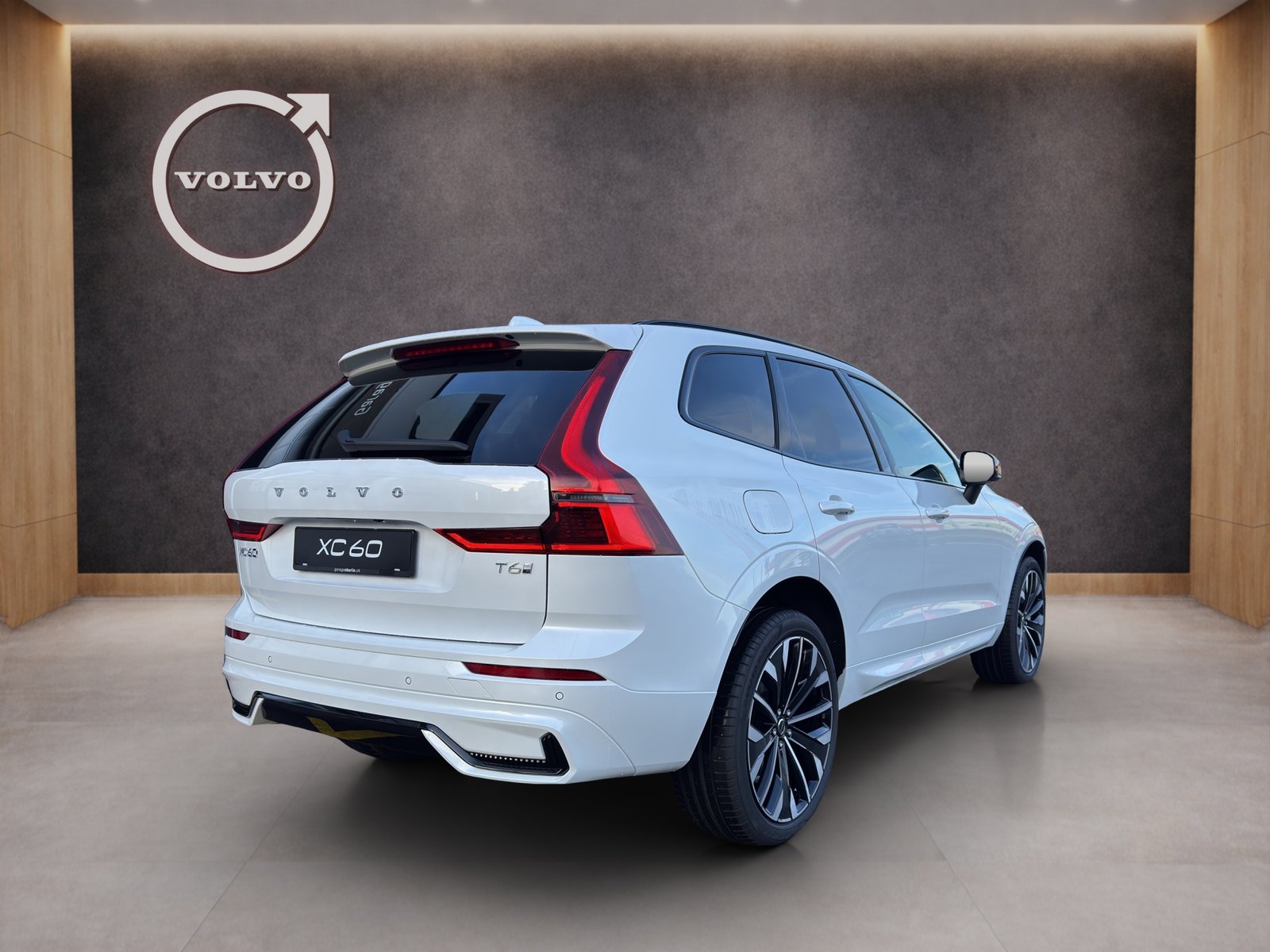 VOLVO XC60 2.0 T6 TE Plus Dark eAWD, Plug-in-Hybrid Benzina/Elettrica, Auto nuove, Automatico - 6
