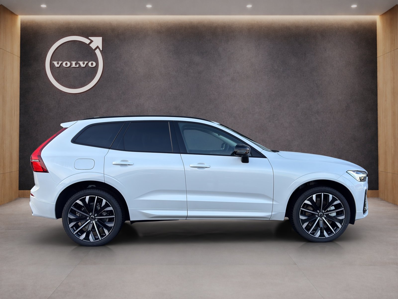 VOLVO XC60 2.0 T6 TE Plus Dark eAWD, Plug-in-Hybrid Benzina/Elettrica, Auto nuove, Automatico - 7