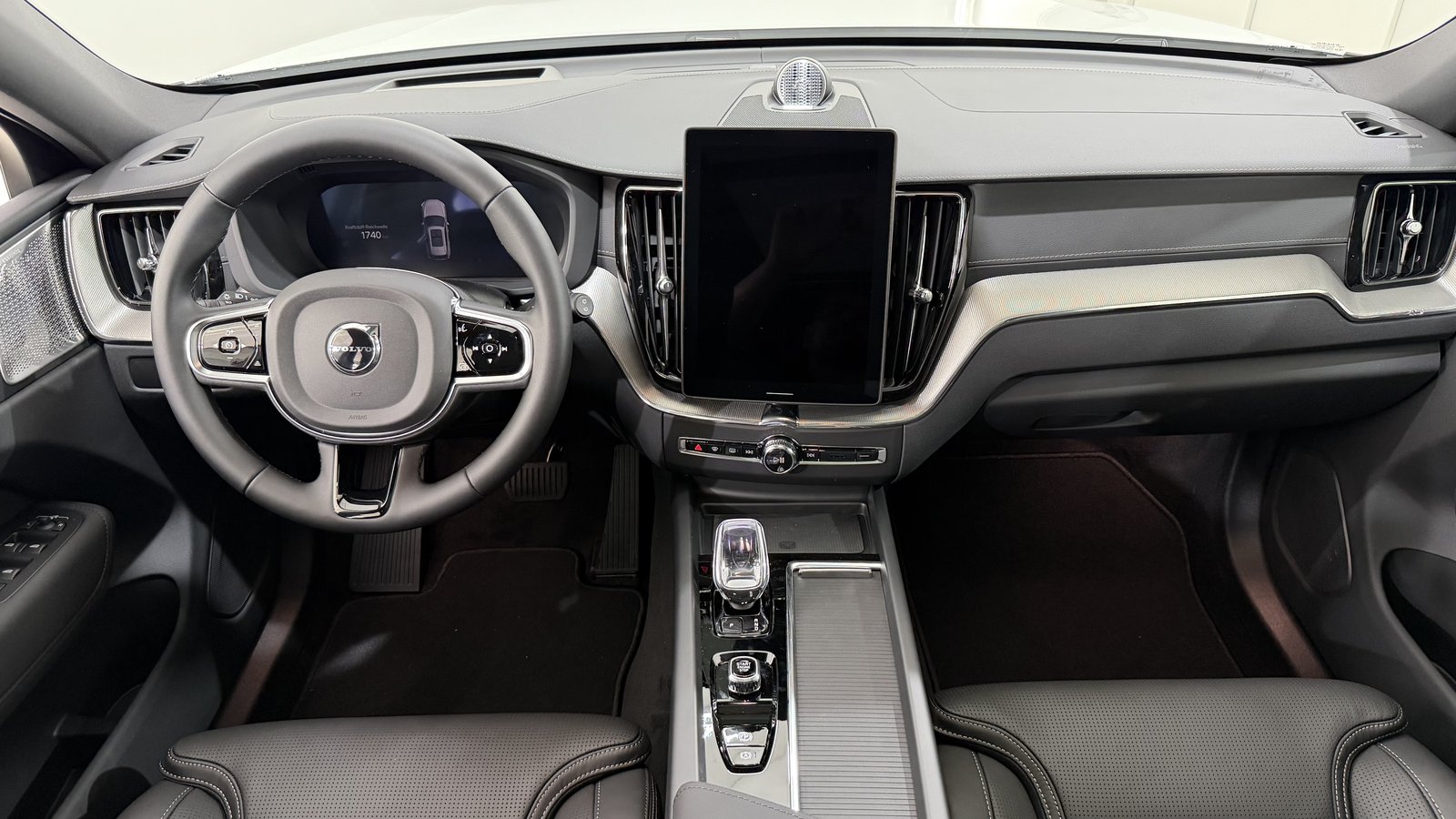 VOLVO XC60 2.0 B5 MH Black Edition A, Hybride Integrale Benzina/Elettrica, Auto nuove, Automatico - 5