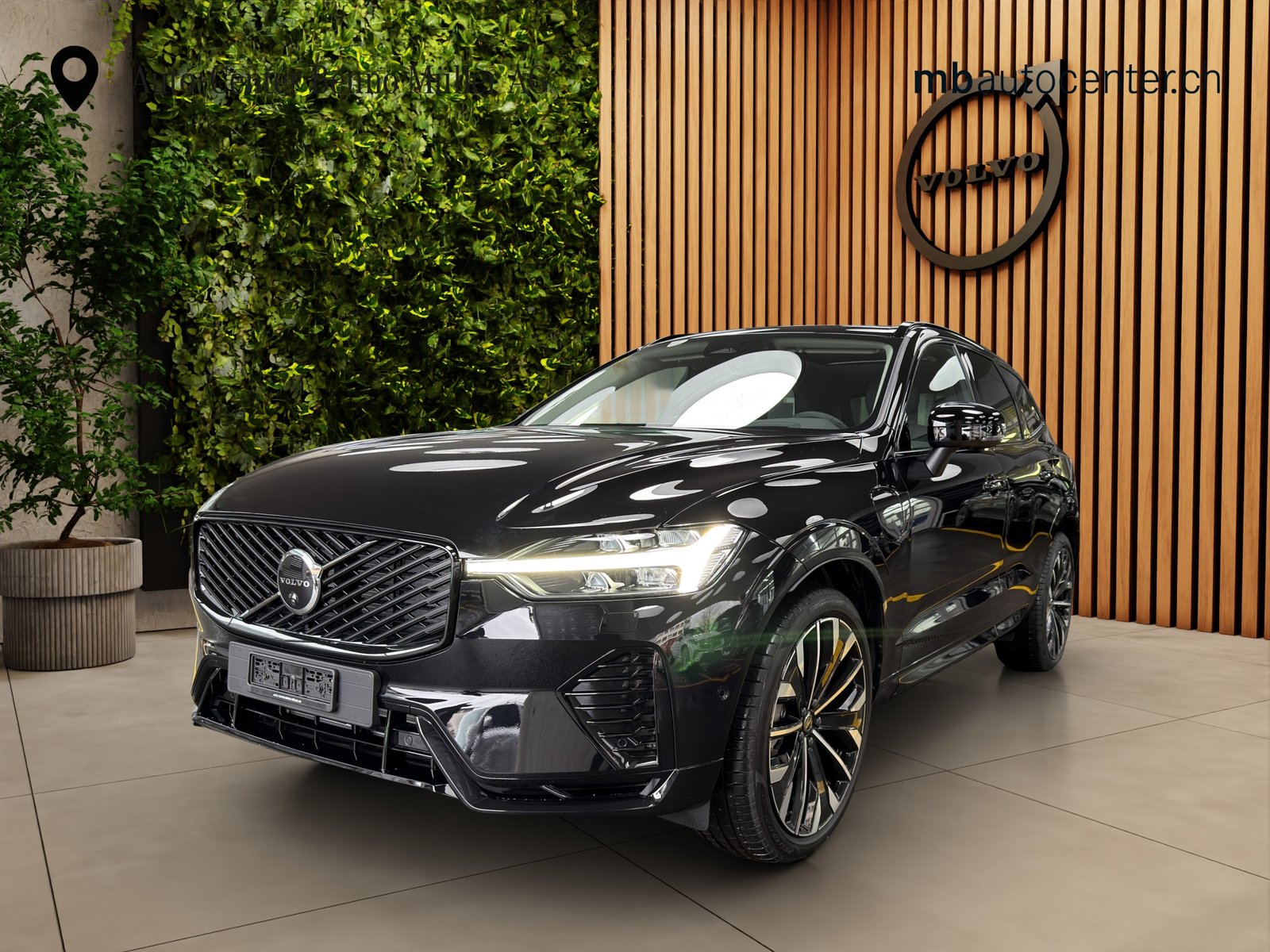 VOLVO XC60 2.0 T8 TE Ultra Dark eAWD, Plug-in-Hybrid Benzina/Elettrica, Auto nuove, Automatico - 2