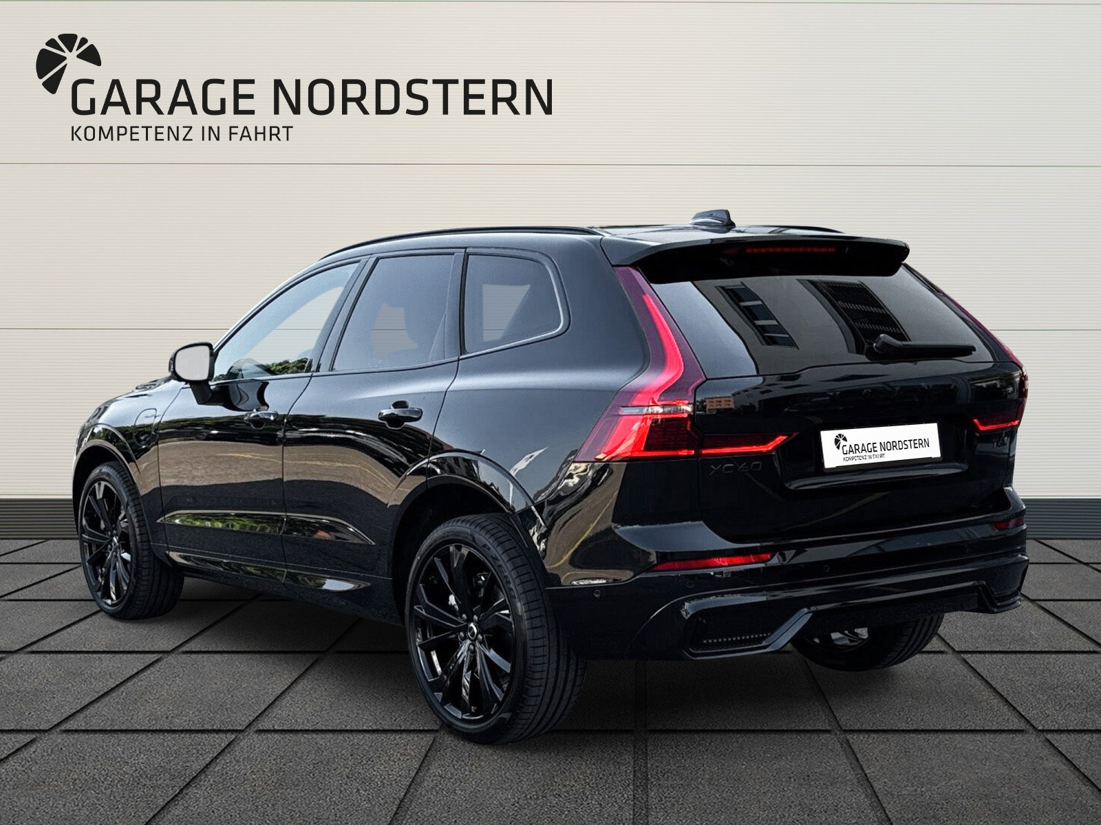 VOLVO XC60 2.0 T6 TE Black Edition eAWD, Plug-in-Hybrid Benzin/Elektro, Neuwagen, Automatik - 3