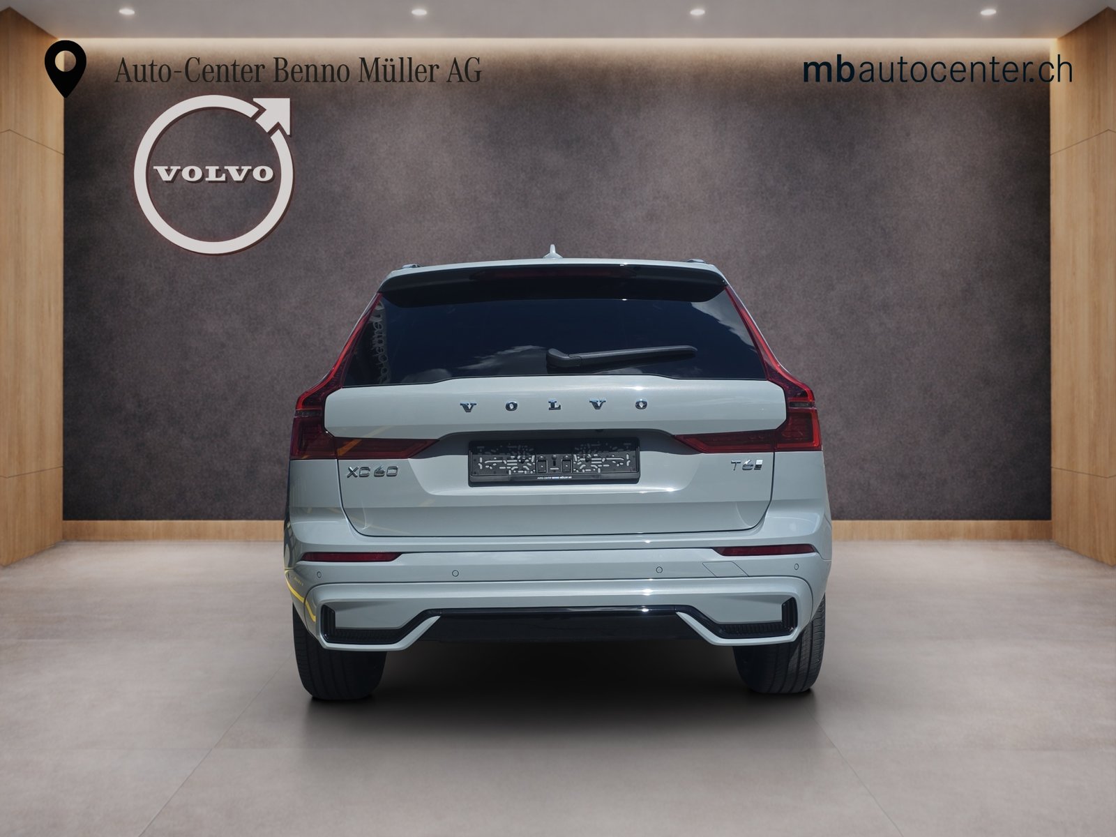 VOLVO XC60 2.0 T6 TE Ultra Dark eAWD, Plug-in-Hybrid Petrol/Electric, New car, Automatic - 4