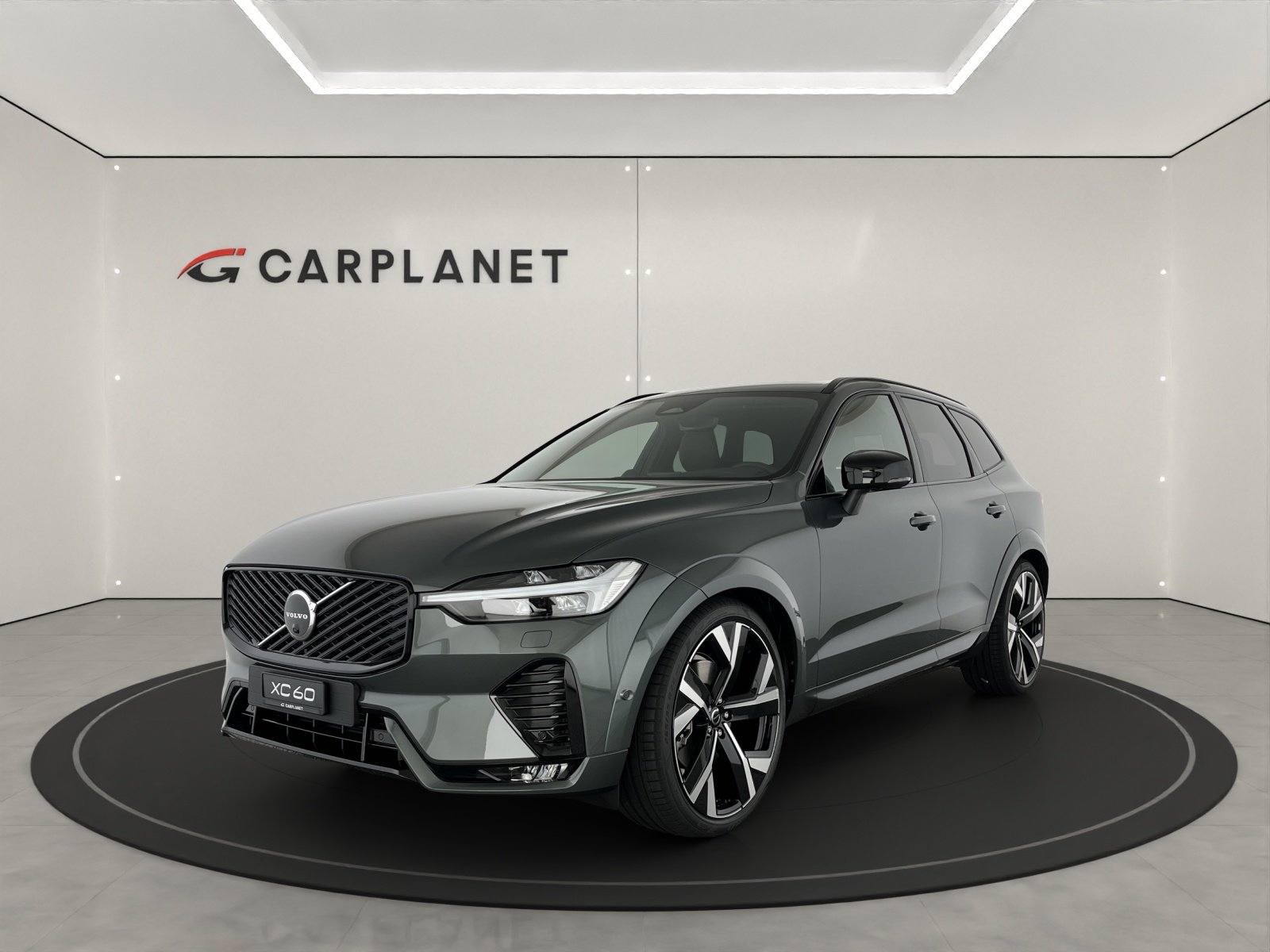 VOLVO XC60 2.0 B5 MH Ultra Dark AWD