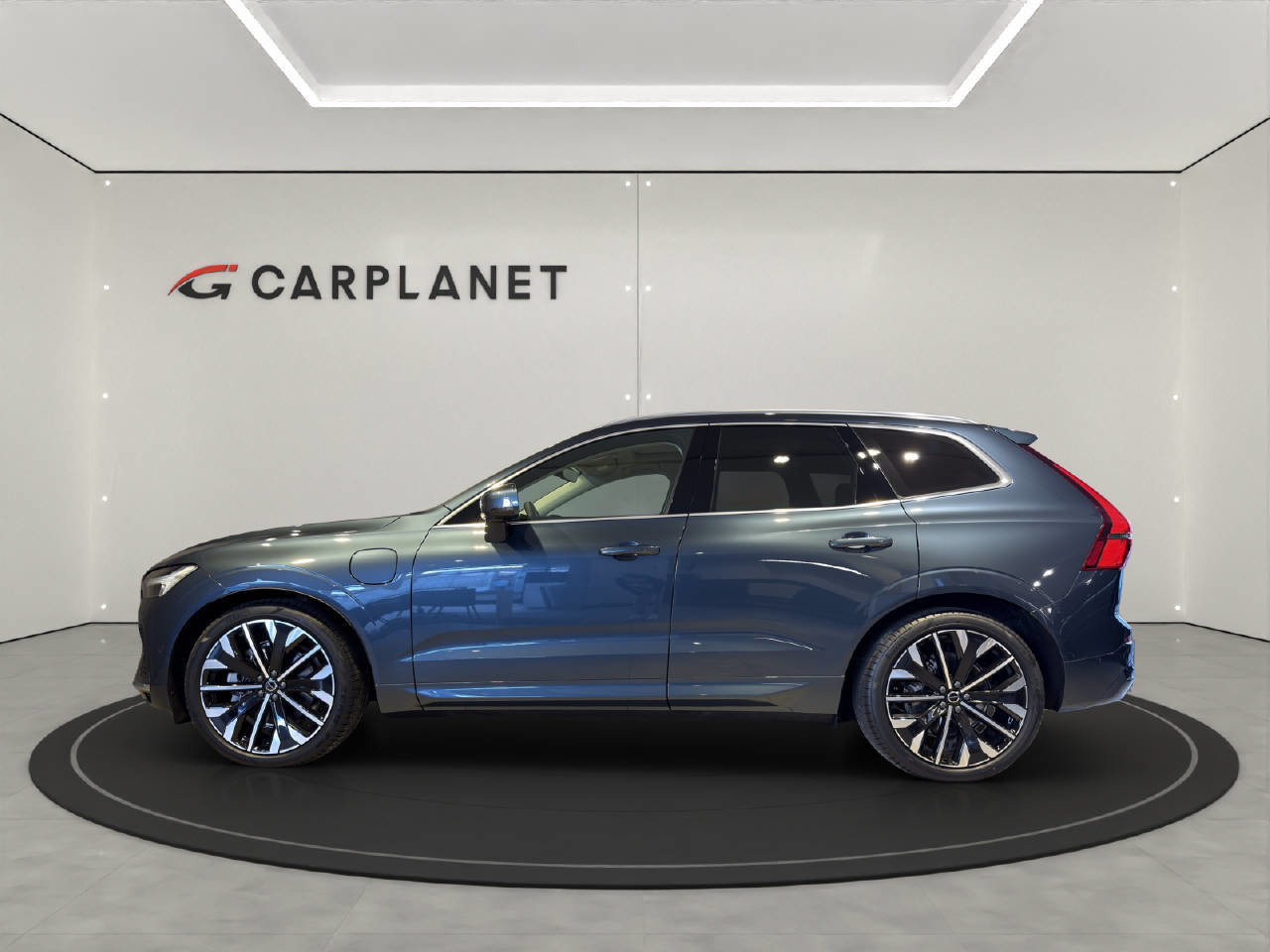 VOLVO XC60 2.0 T6 TE Ultra Bright eAWD, Plug-in-Hybrid Benzina/Elettrica, Auto nuove, Automatico - 2