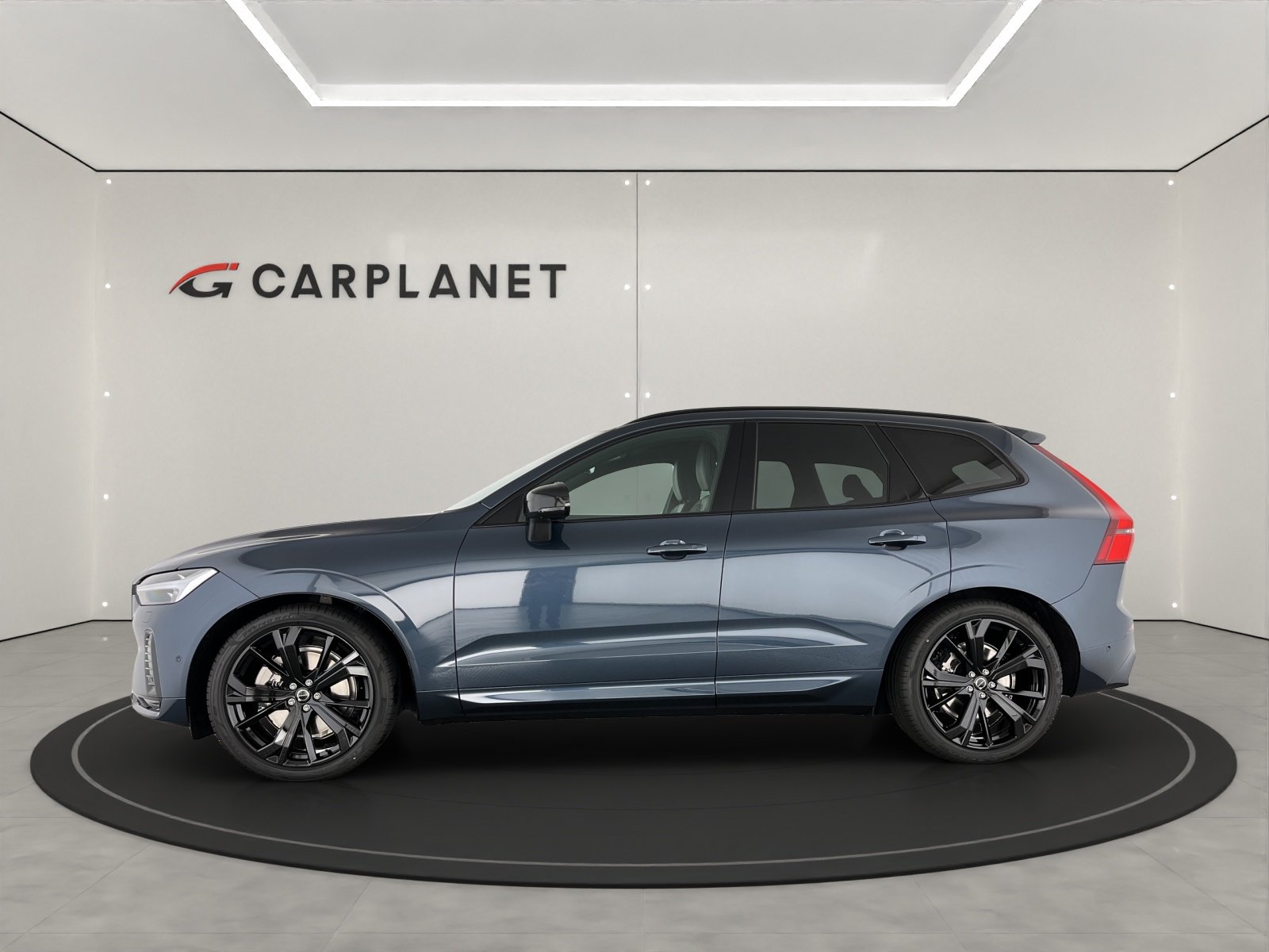 VOLVO XC60 2.0 B5 MH Black Edition AWD, Mild-Hybrid Petrol/Electric, New car, Automatic - 3