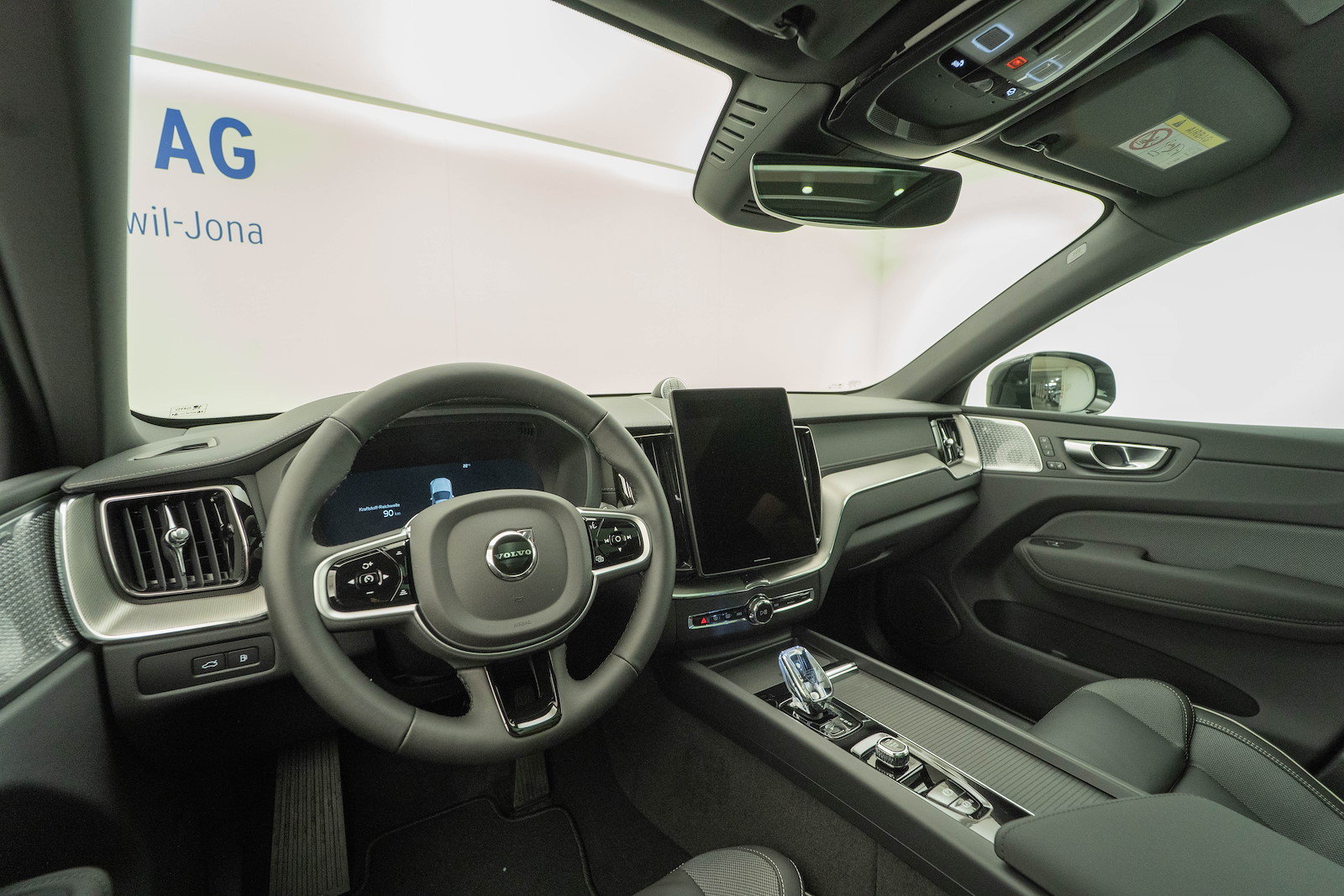 VOLVO XC60 2.0 T6 TE Black Edition eAWD, Hybride Rechargeable Essence/Électricité, Voiture nouvelle, Automatique - 7
