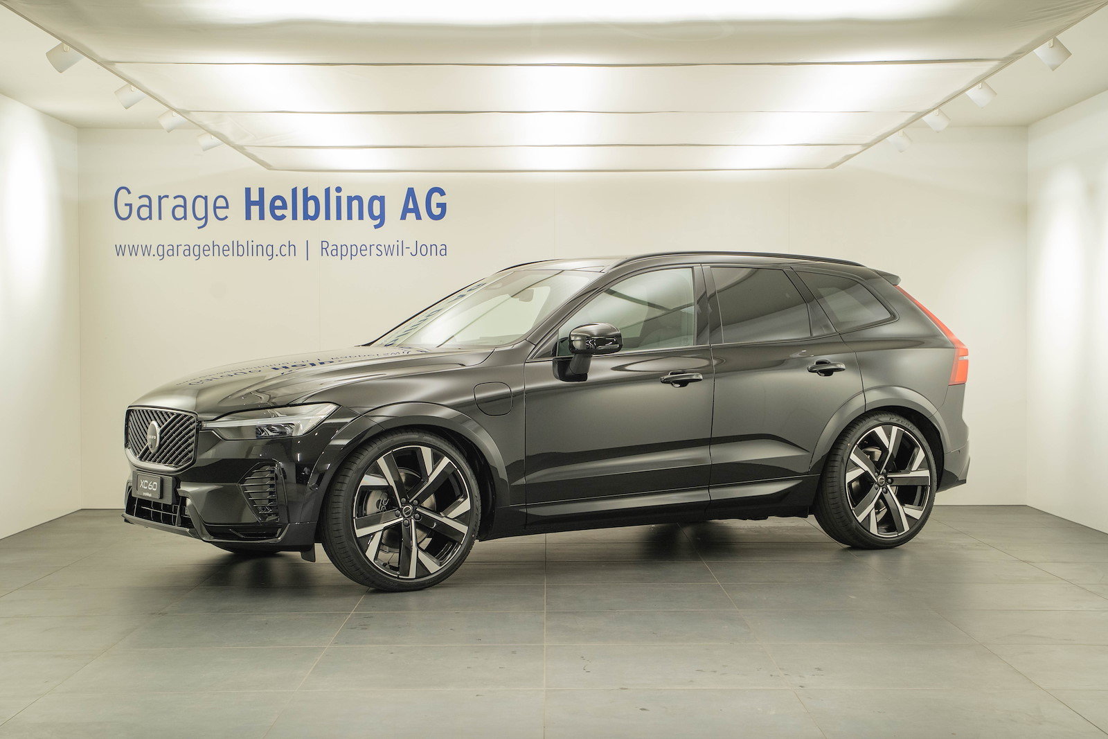 VOLVO XC60 2.0 T8 TE Ultra Dark eAWD