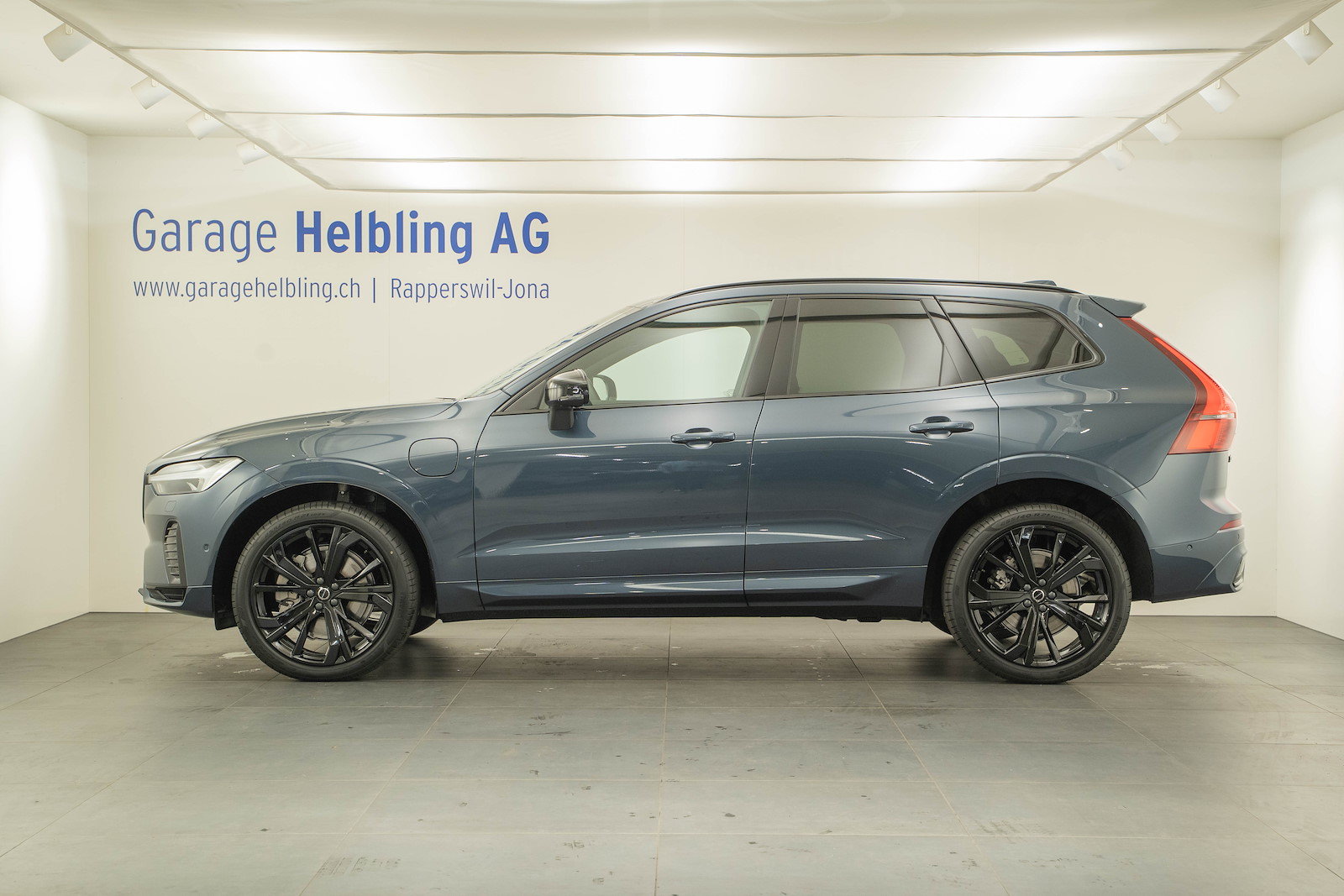 VOLVO XC60 2.0 T8 TE Black Edition eAWD, Hybride Rechargeable Essence/Électricité, Voiture nouvelle, Automatique - 3