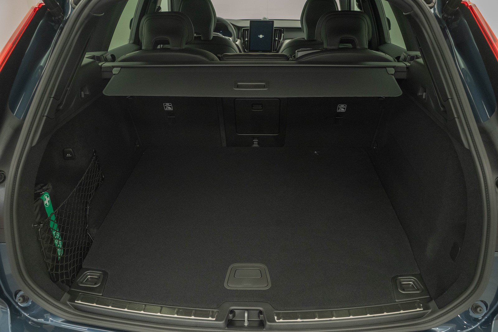 VOLVO XC60 2.0 T8 TE Black Edition eAWD, Hybride Rechargeable Essence/Électricité, Voiture nouvelle, Automatique - 5