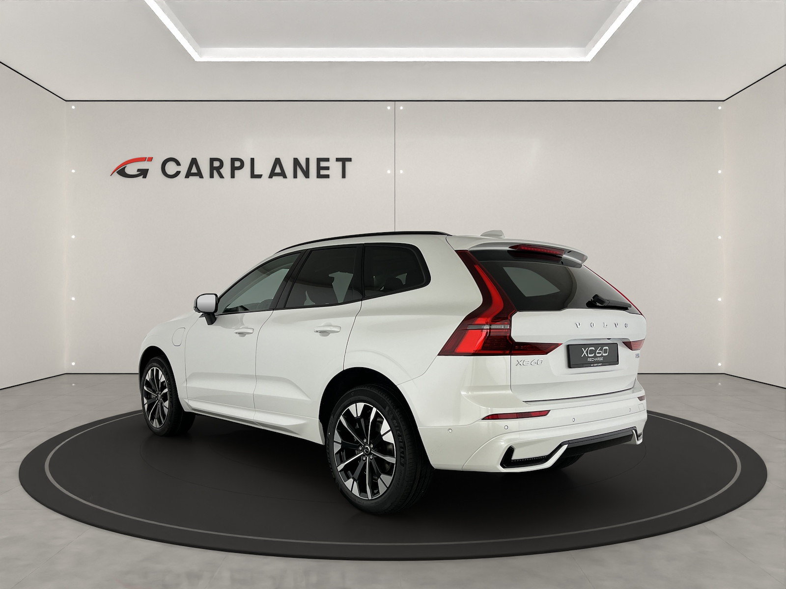 VOLVO XC60 2.0 T8 TE Ultra Dark eAWD, Plug-in-Hybrid Benzina/Elettrica, Auto nuove, Automatico - 4