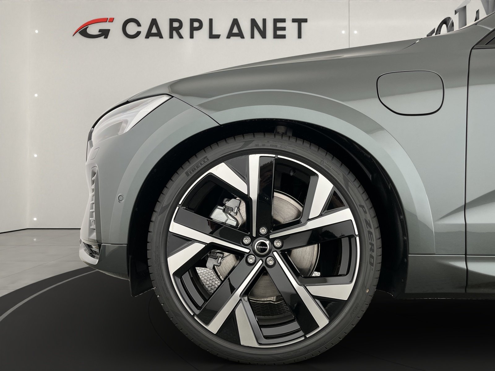 VOLVO XC60 2.0 T8 TE Ultra Dark eAWD, Plug-in-Hybrid Benzin/Elektro, Neuwagen, Automatik - 7