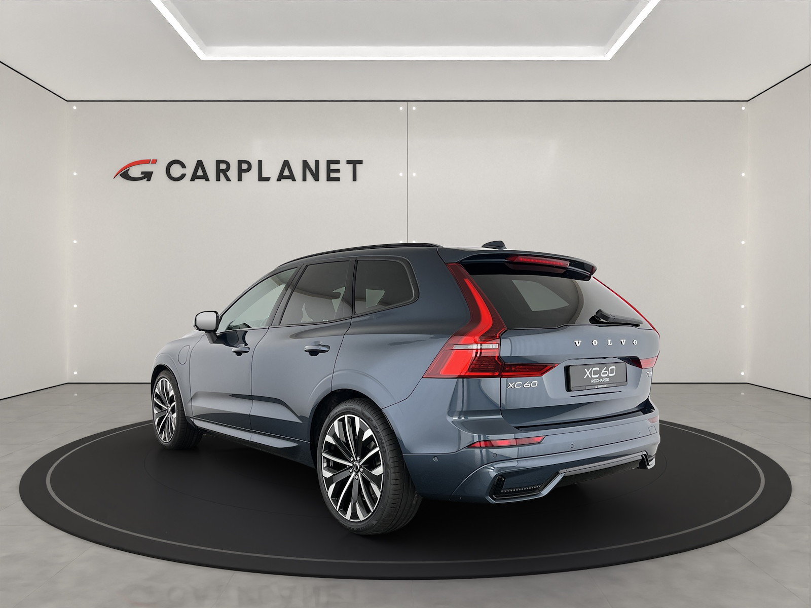 VOLVO XC60 2.0 T8 TE Ultra Dark eAWD, Hybride Rechargeable Essence/Électricité, Voiture nouvelle, Automatique - 4