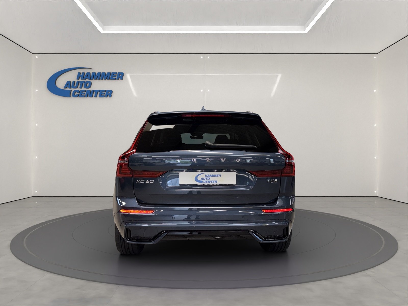 VOLVO XC60 2.0 T8 TE Ultra Dark eAWD, Hybride Rechargeable Essence/Électricité, Voiture nouvelle, Automatique - 4