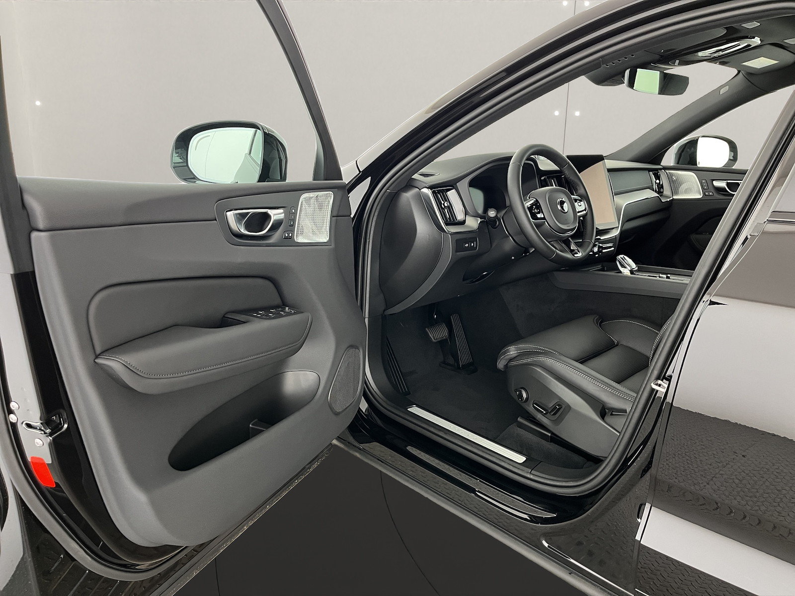 VOLVO XC60 2.0 T8 TE Black Edition eAWD, Plug-in-Hybrid Benzina/Elettrica, Auto nuove, Automatico - 7