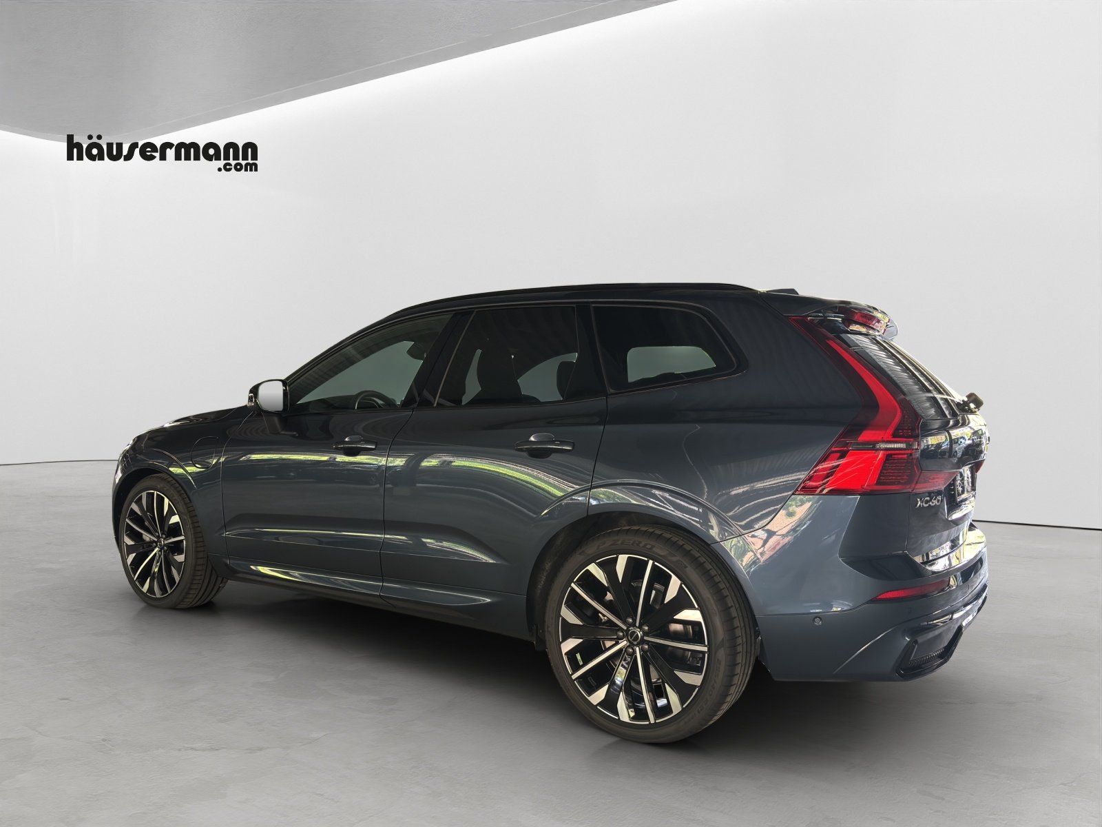 VOLVO XC60 2.0 T8 TE Ultra Dark eAWD, Plug-in-Hybrid Benzina/Elettrica, Auto nuove, Automatico - 3