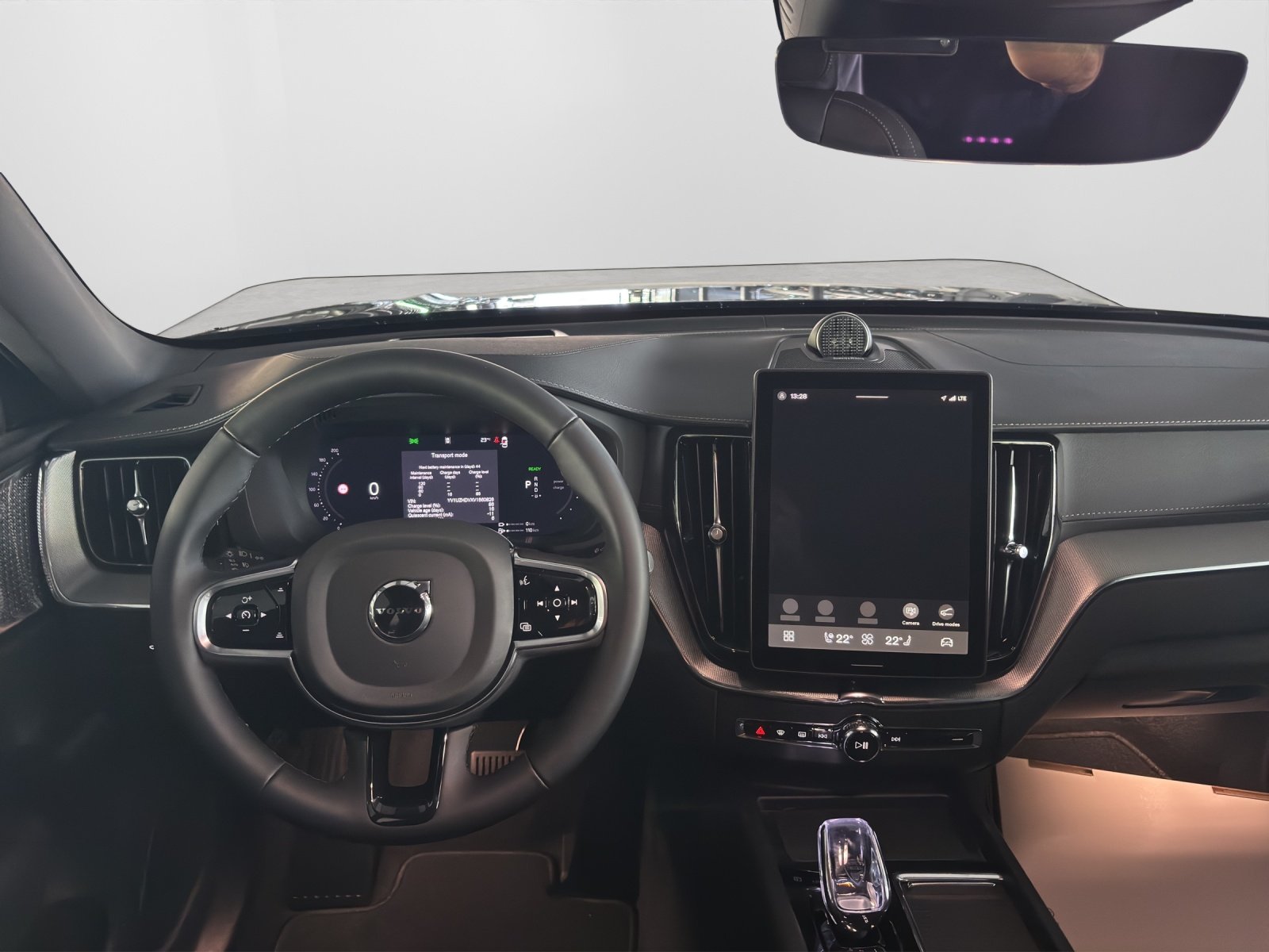 VOLVO XC60 2.0 T8 TE Ultra Dark eAWD, Plug-in-Hybrid Benzina/Elettrica, Auto nuove, Automatico - 7