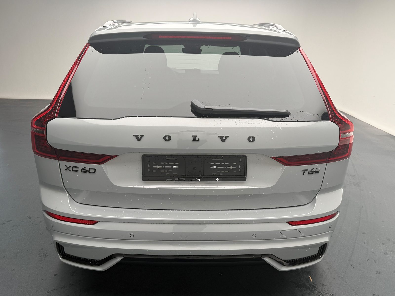 VOLVO XC60 2.0 T6 TE Black Edition eAWD, Plug-in-Hybrid Benzin/Elektro, Neuwagen, Automatik - 5