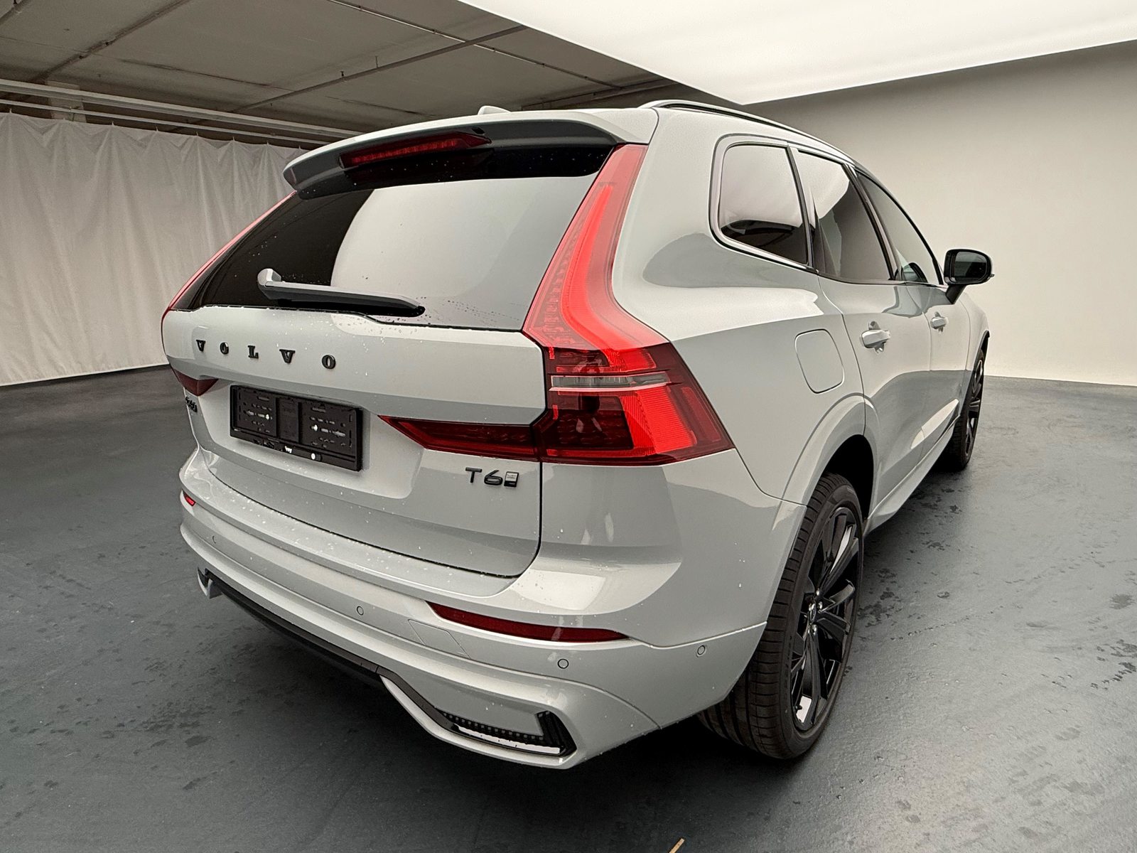 VOLVO XC60 2.0 T6 TE Black Edition eAWD, Plug-in-Hybrid Benzin/Elektro, Neuwagen, Automatik - 6