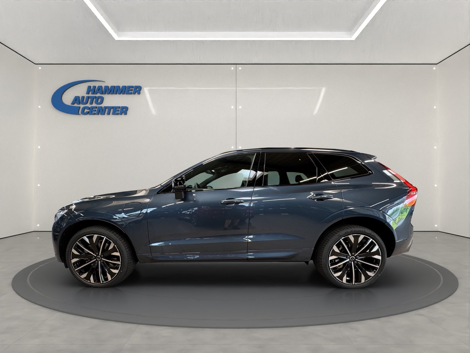 VOLVO XC60 2.0 T8 TE Ultra Dark eAWD, Plug-in-Hybrid Benzin/Elektro, Neuwagen, Automatik - 2