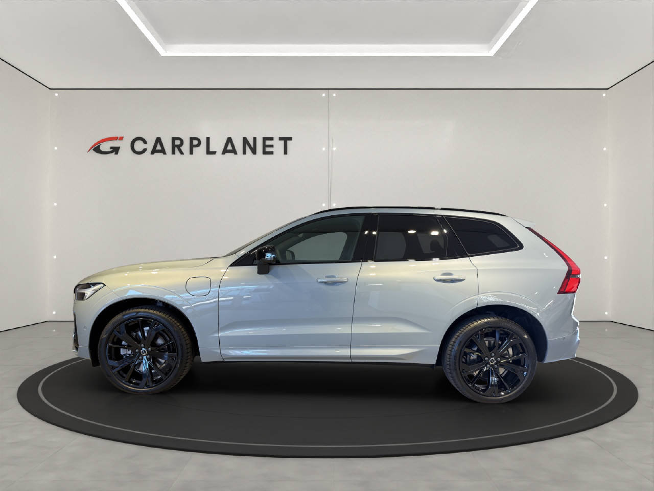 VOLVO XC60 2.0 T8 TE Black Edition eAWD, Plug-in-Hybrid Petrol/Electric, New car, Automatic - 2