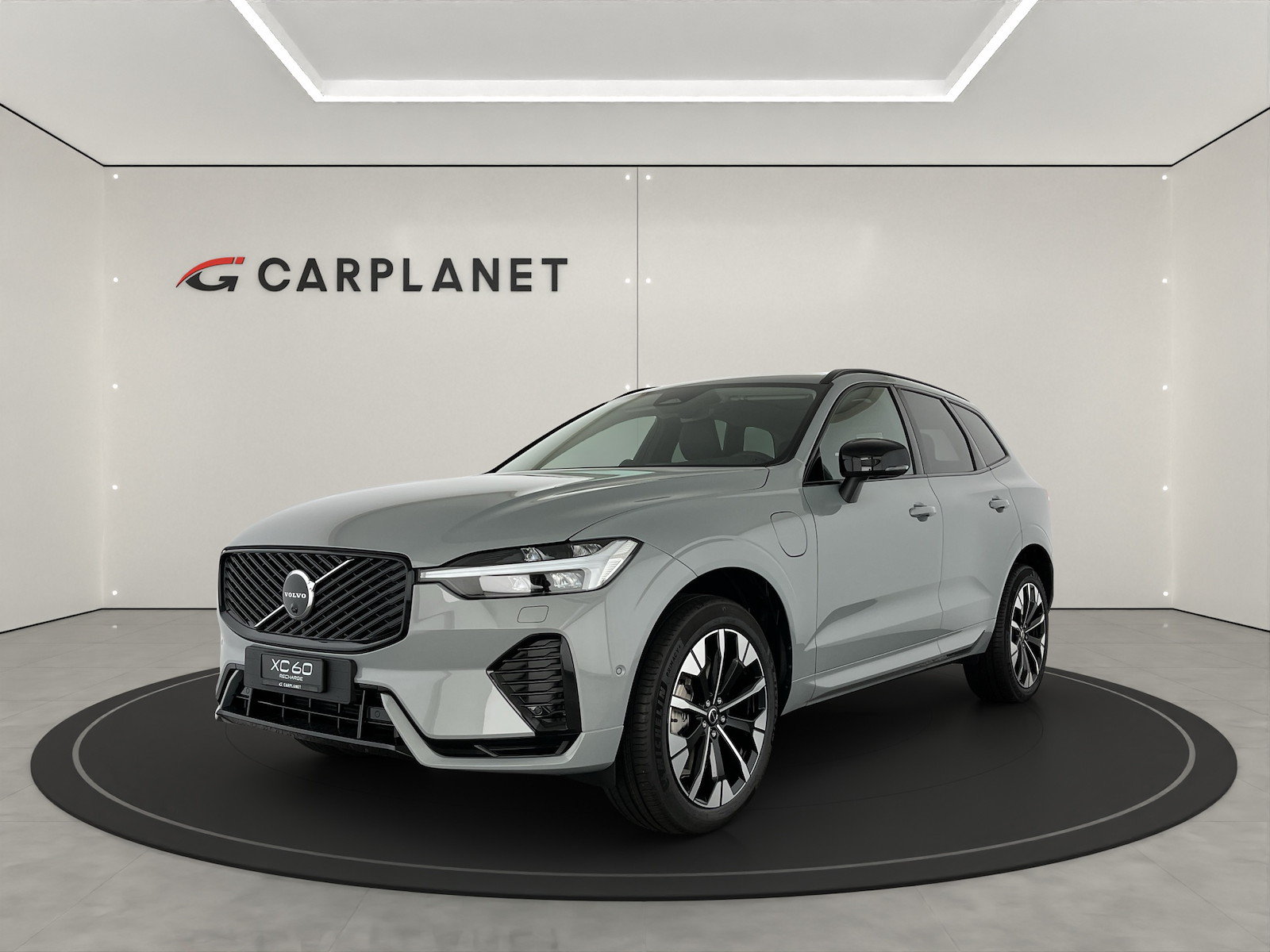 VOLVO XC60 2.0 T8 TE Ultra Dark eAWD