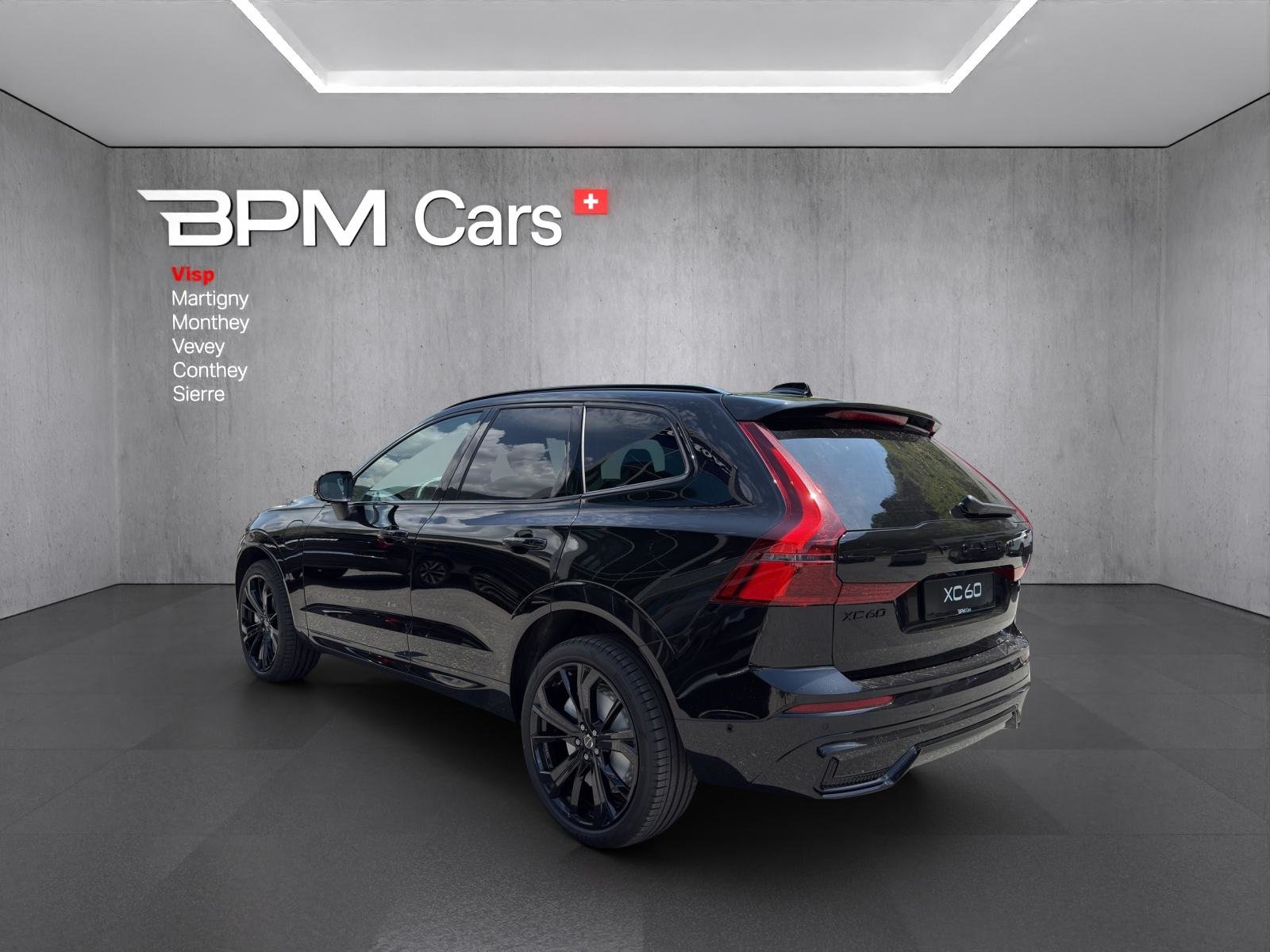 VOLVO XC60 T8 eAWD PluginHybrid Black Edition Geartronic, Plug-in-Hybrid Benzin/Elektro, Neuwagen - 3