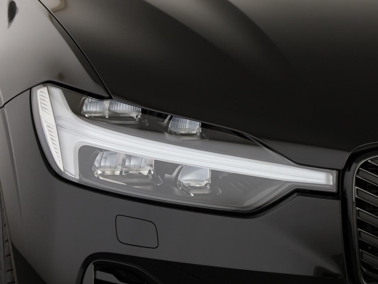 VOLVO XC60 2.0 T8 TE Black Edition eAWD, Plug-in-Hybrid Petrol/Electric, New car, Automatic - 6