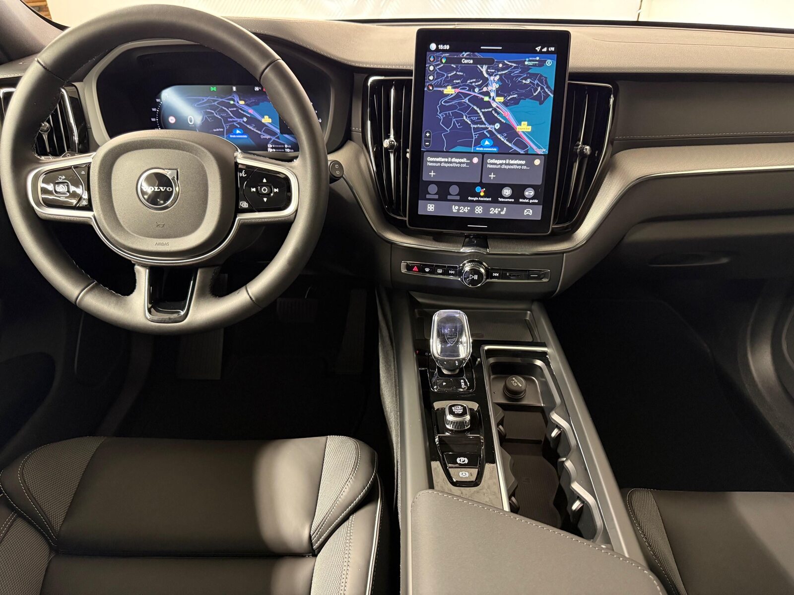 VOLVO XC60 2.0 T8 TE Black Edition eAWD, Plug-in-Hybrid Petrol/Electric, New car, Automatic - 7
