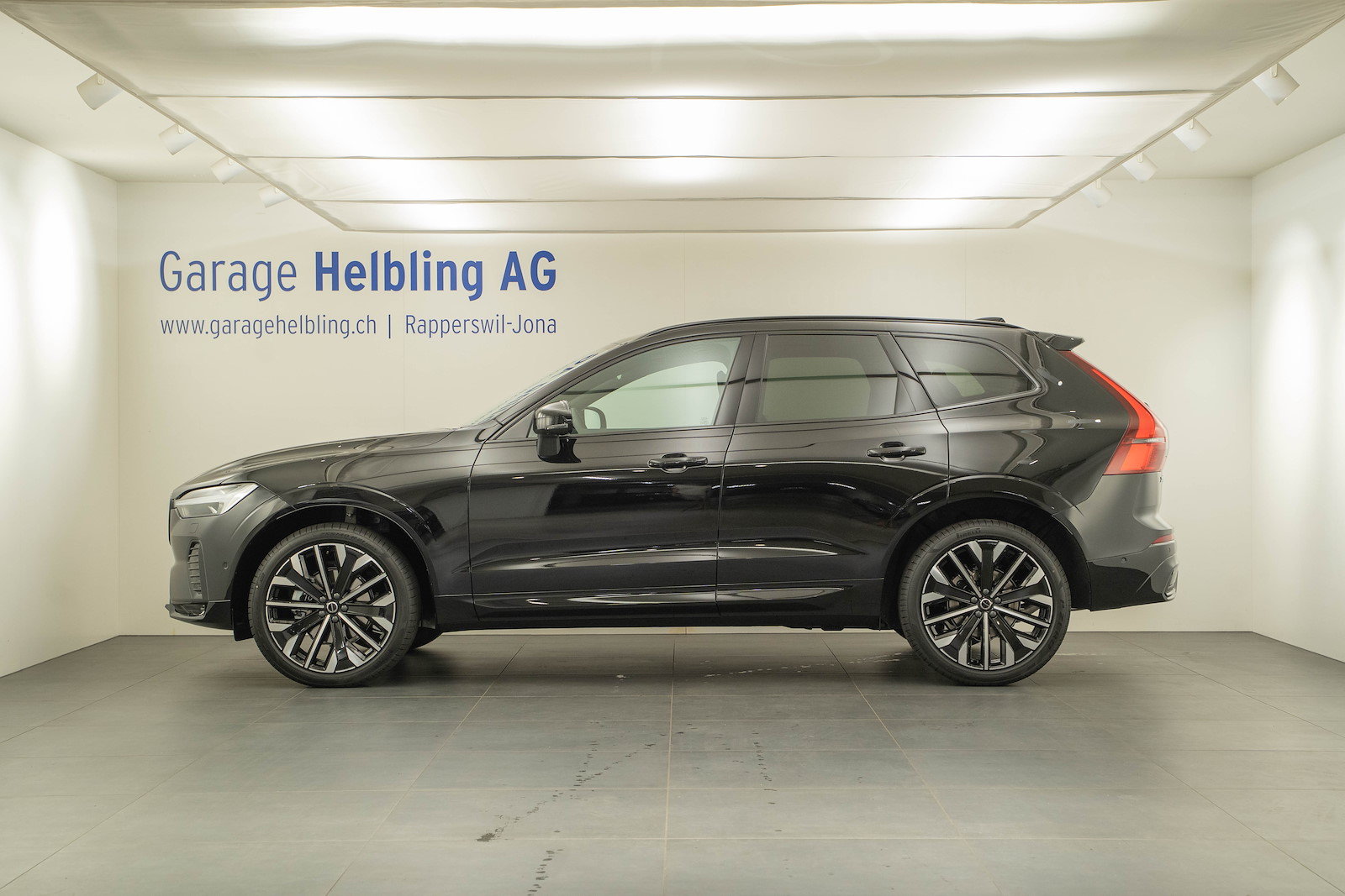 VOLVO XC60 2.0 B5 MH Ultra Dark AWD, Hybride Léger Essence/Électricité, Voiture nouvelle, Automatique - 3