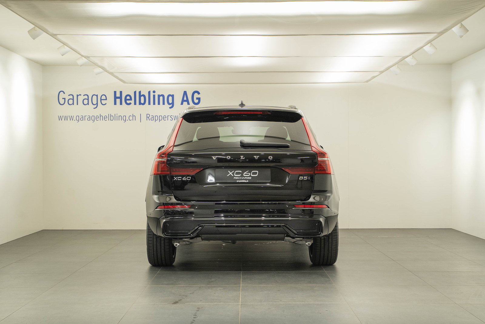 VOLVO XC60 2.0 B5 MH Ultra Dark AWD, Hybride Léger Essence/Électricité, Voiture nouvelle, Automatique - 4