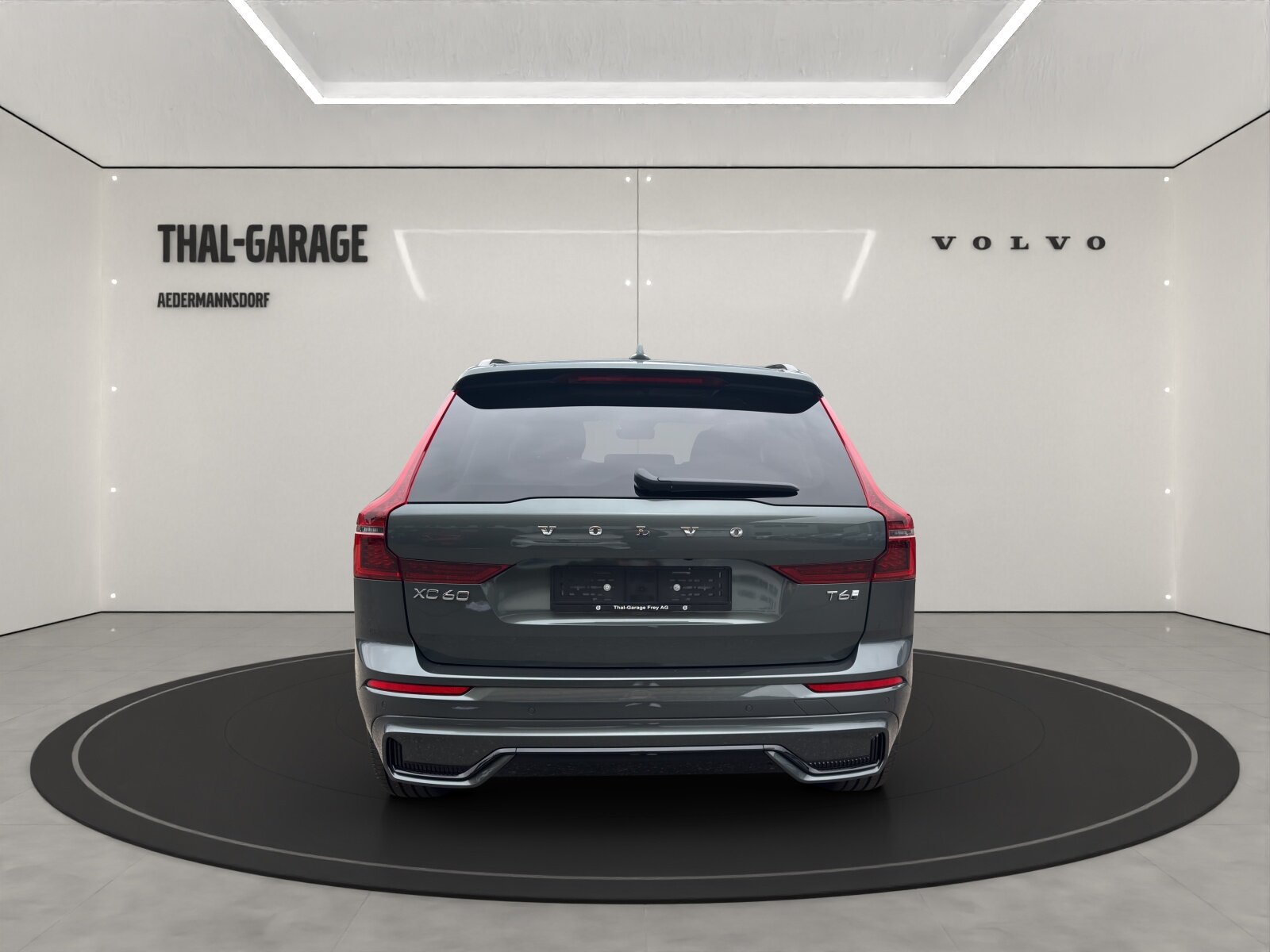 VOLVO XC60 2.0 T6 TE Plus Dark eAWD, Plug-in-Hybrid Petrol/Electric, New car, Automatic - 5