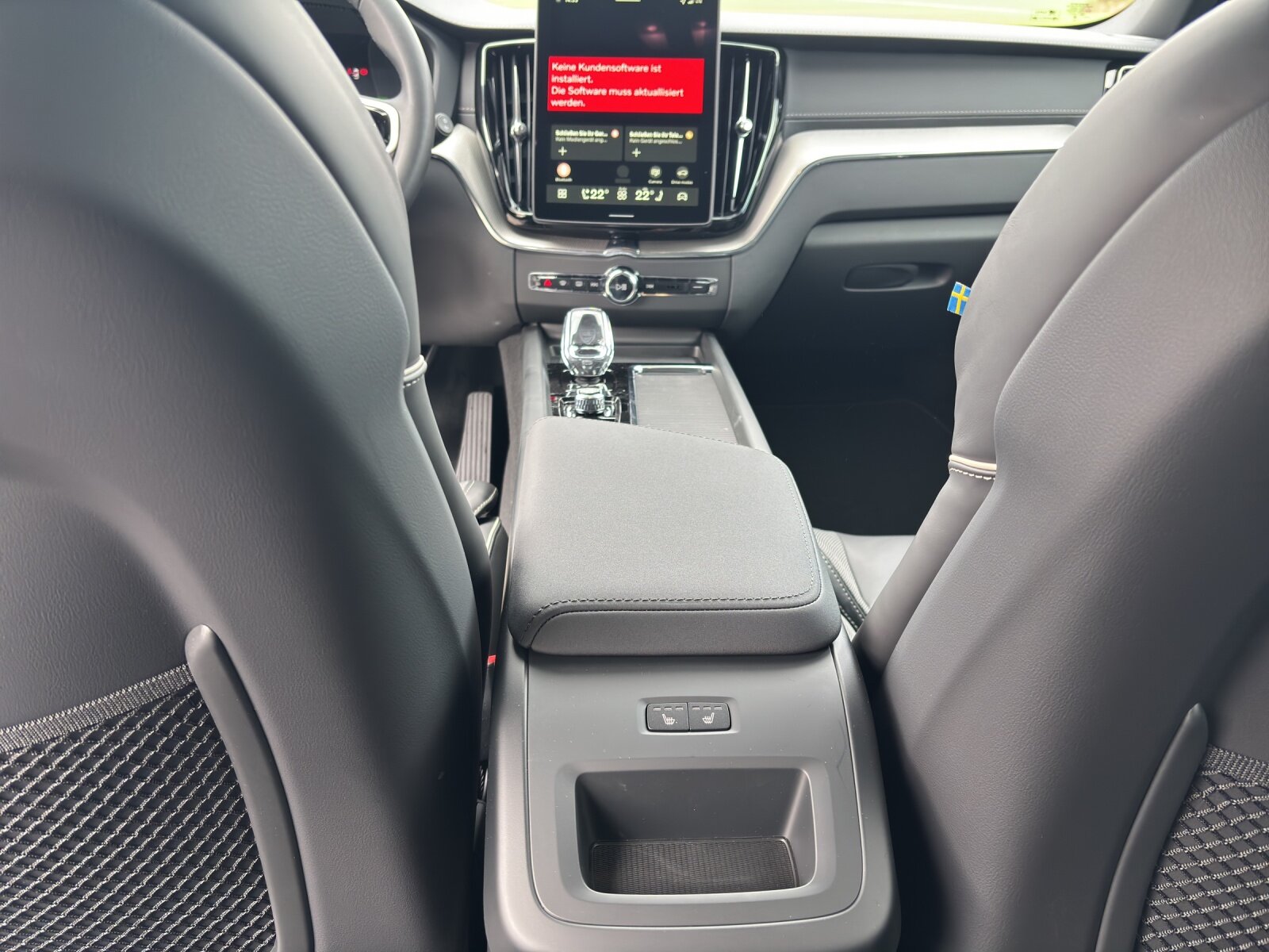 VOLVO XC60 2.0 T8 TE Black Edition eAWD, Plug-in-Hybrid Petrol/Electric, New car, Automatic - 6