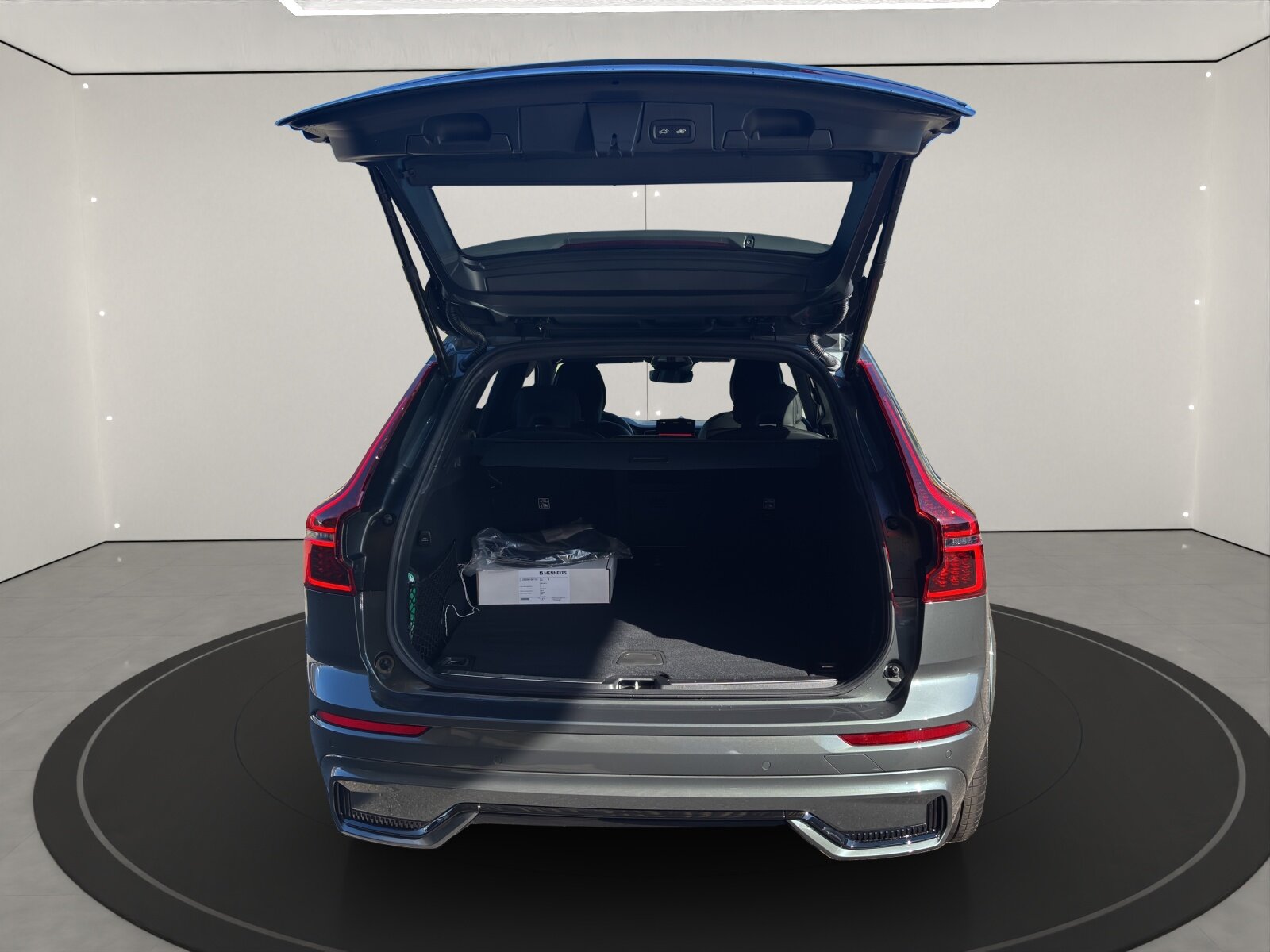 VOLVO XC60 2.0 T8 TE Ultra Dark eAWD, Plug-in-Hybrid Petrol/Electric, New car, Automatic - 3
