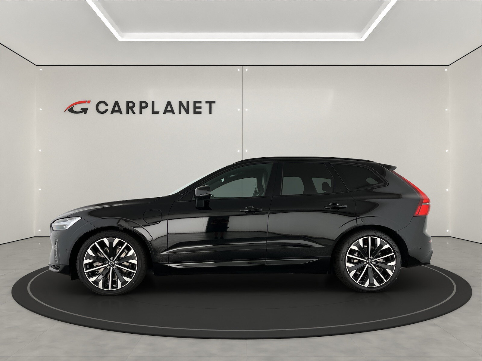 VOLVO XC60 2.0 T8 TE Ultra Dark eAWD, Hybride Rechargeable Essence/Électricité, Voiture nouvelle, Automatique - 3