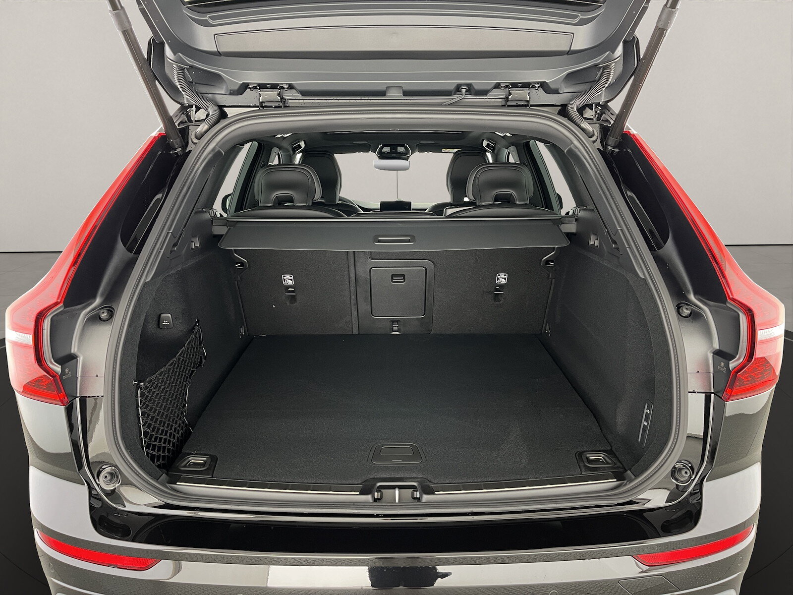 VOLVO XC60 2.0 T8 TE Black Edition eAWD, Hybride Rechargeable Essence/Électricité, Voiture nouvelle, Automatique - 6