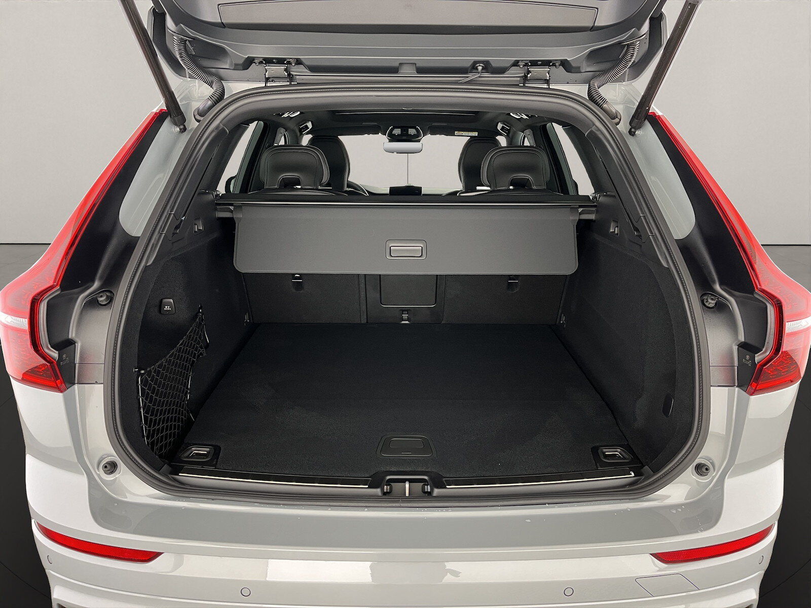 VOLVO XC60 2.0 T8 TE Black Edition eAWD, Plug-in-Hybrid Benzina/Elettrica, Auto nuove, Automatico - 6