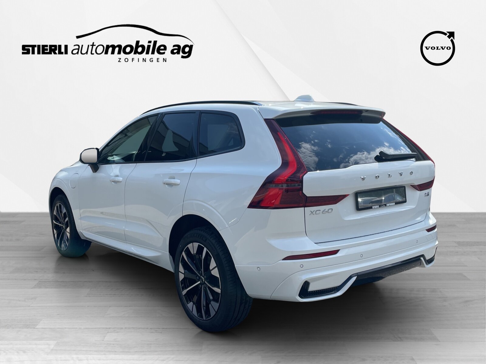 VOLVO XC60 2.0 T6 TE Ultra Dark eAWD, Hybride Rechargeable Essence/Électricité, Voiture nouvelle, Automatique - 7