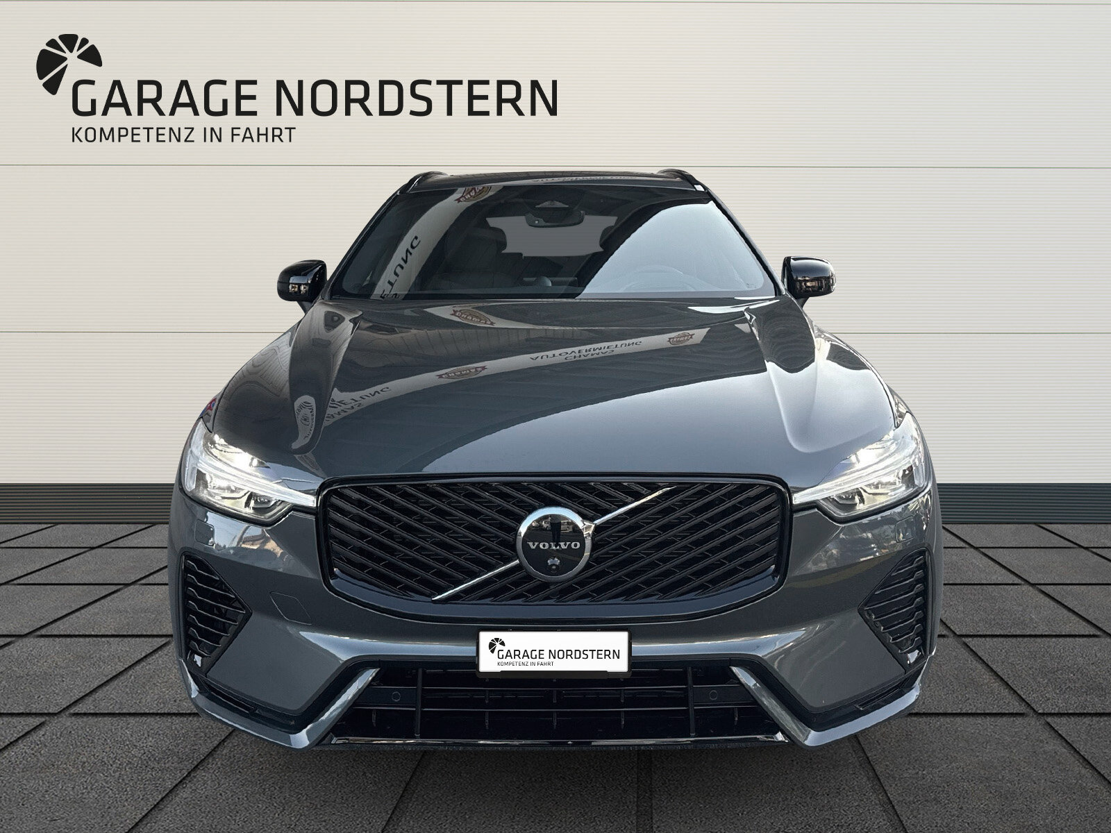 VOLVO XC60 2.0 T6 TE Ultra Dark eAWD, Plug-in-Hybrid Petrol/Electric, New car, Automatic - 5