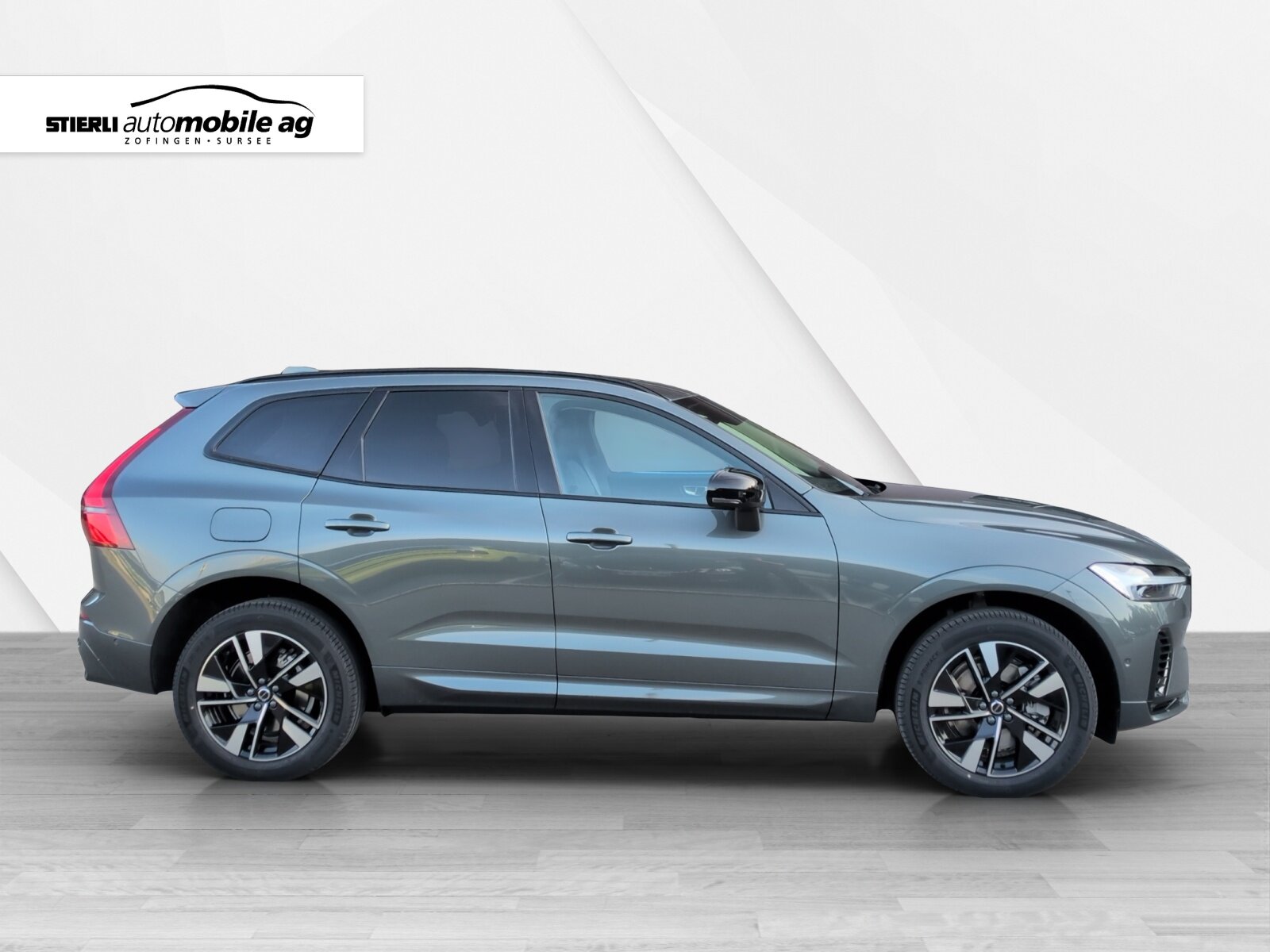 VOLVO XC60 2.0 T6 TE Plus Dark eAWD, Plug-in-Hybrid Petrol/Electric, New car, Automatic - 4