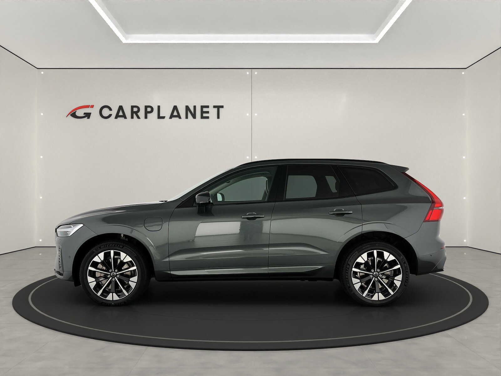 VOLVO XC60 2.0 T8 TE Ultra Dark eAWD, Plug-in-Hybrid Petrol/Electric, New car, Automatic - 3