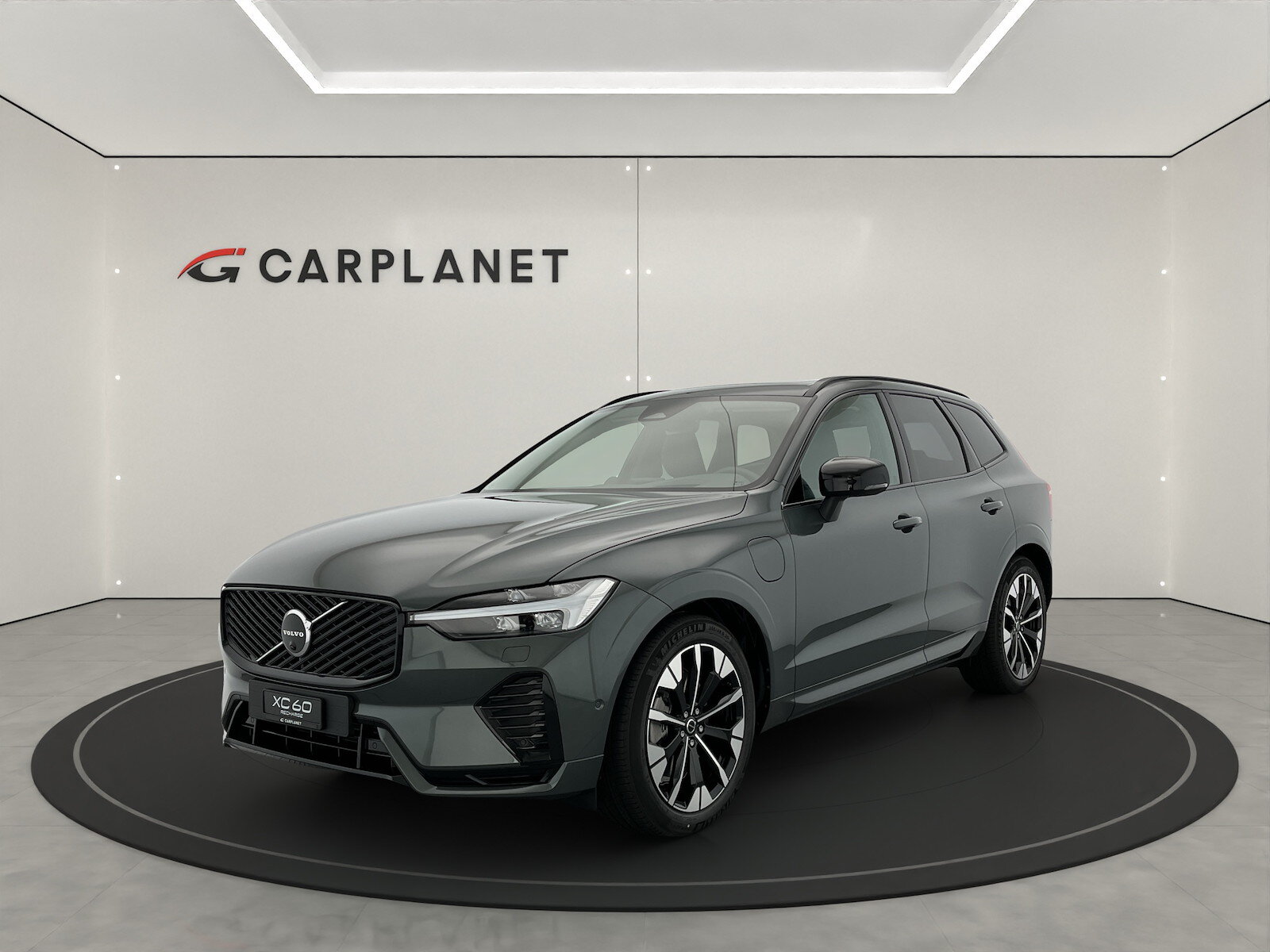 VOLVO XC60 2.0 T8 TE Ultra Dark eAWD