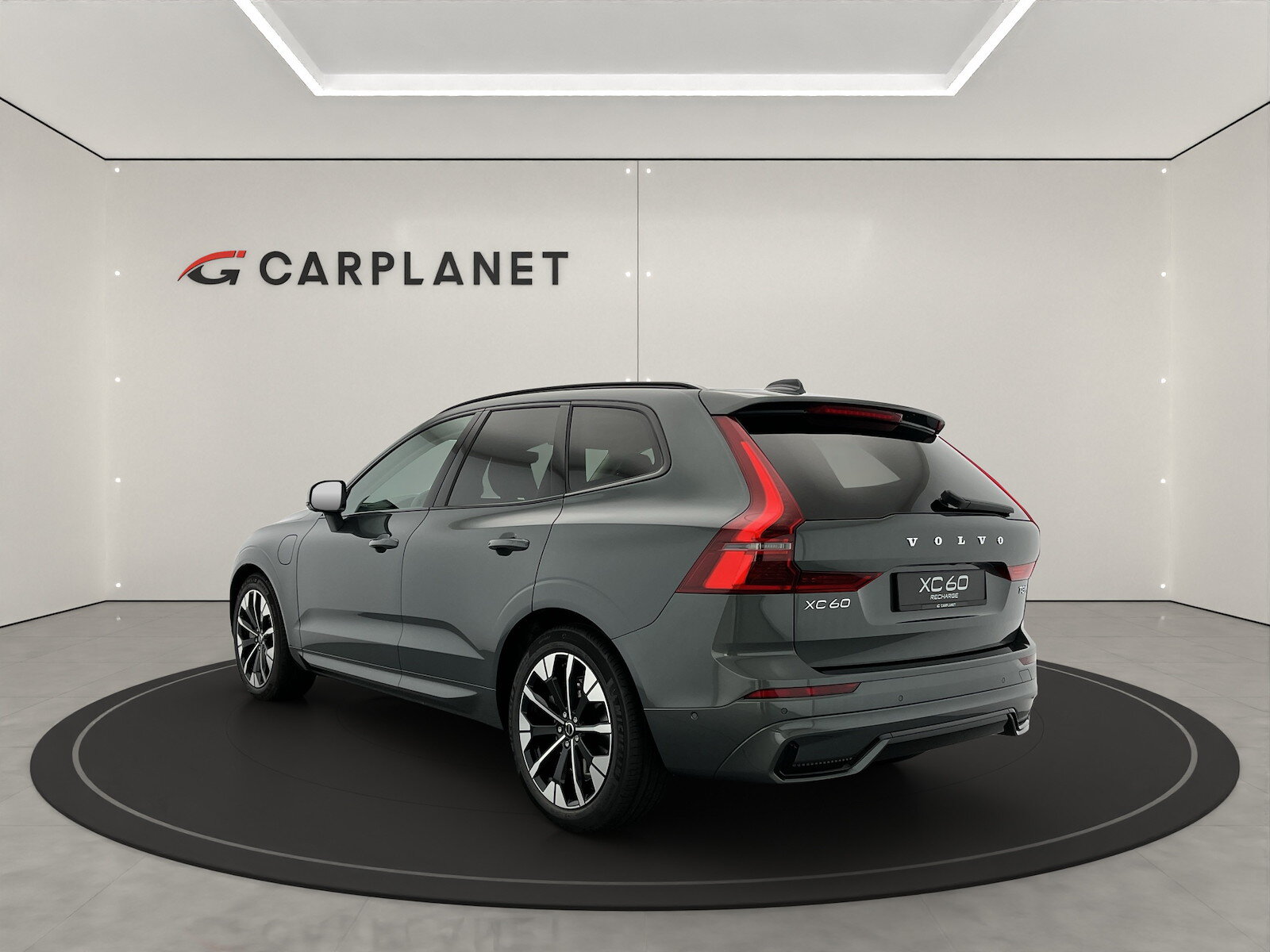 VOLVO XC60 2.0 T8 TE Ultra Dark eAWD, Hybride Rechargeable Essence/Électricité, Voiture nouvelle, Automatique - 4
