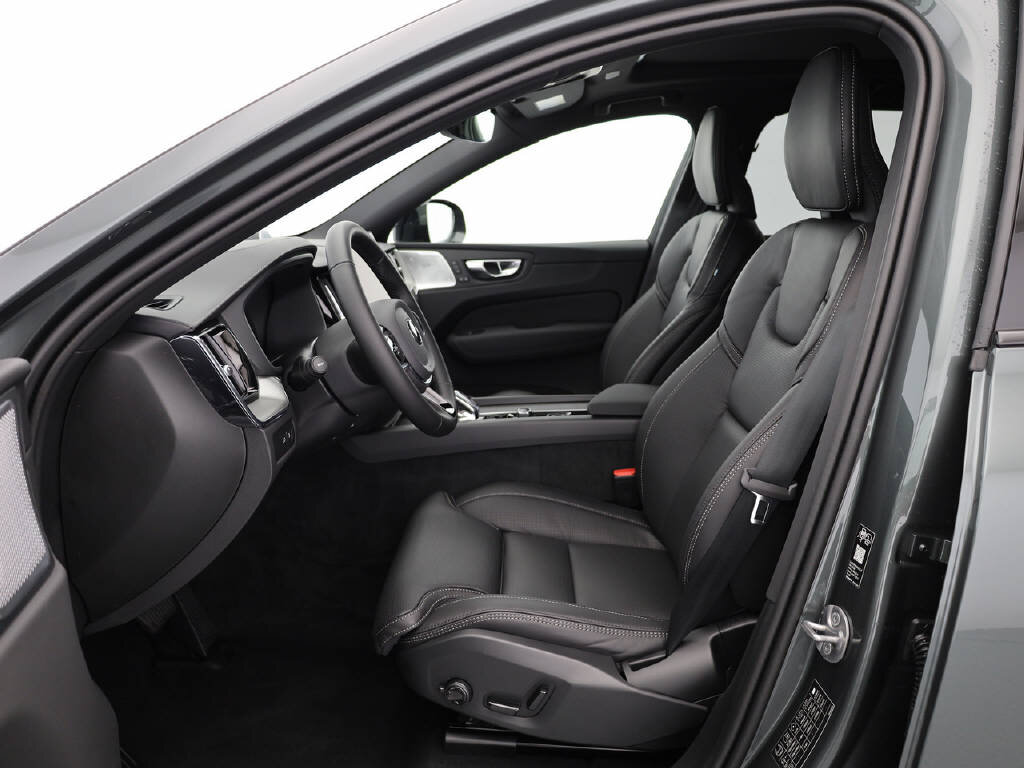 VOLVO XC60 2.0 T8 TE Ultra Dark eAWD, Plug-in-Hybrid Benzin/Elektro, Neuwagen, Automatik - 2