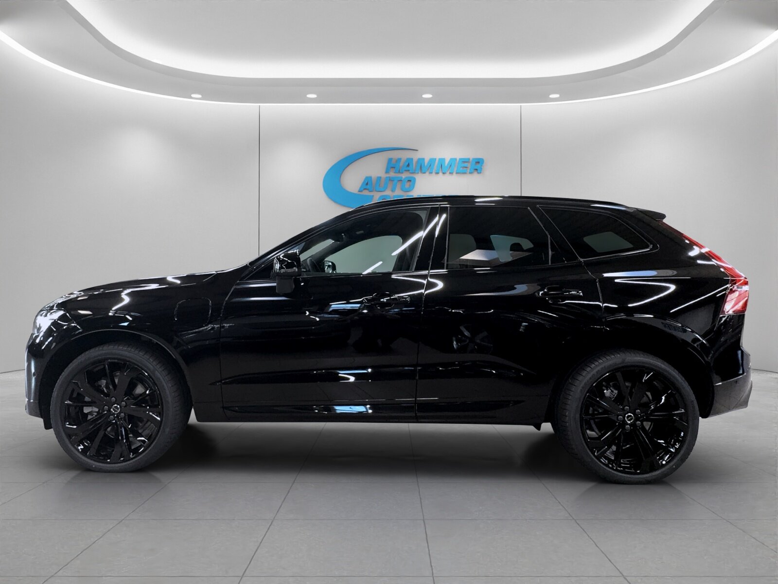 VOLVO XC60 2.0 T6 TE Black Edition eAWD, Plug-in-Hybrid Petrol/Electric, New car, Automatic - 2
