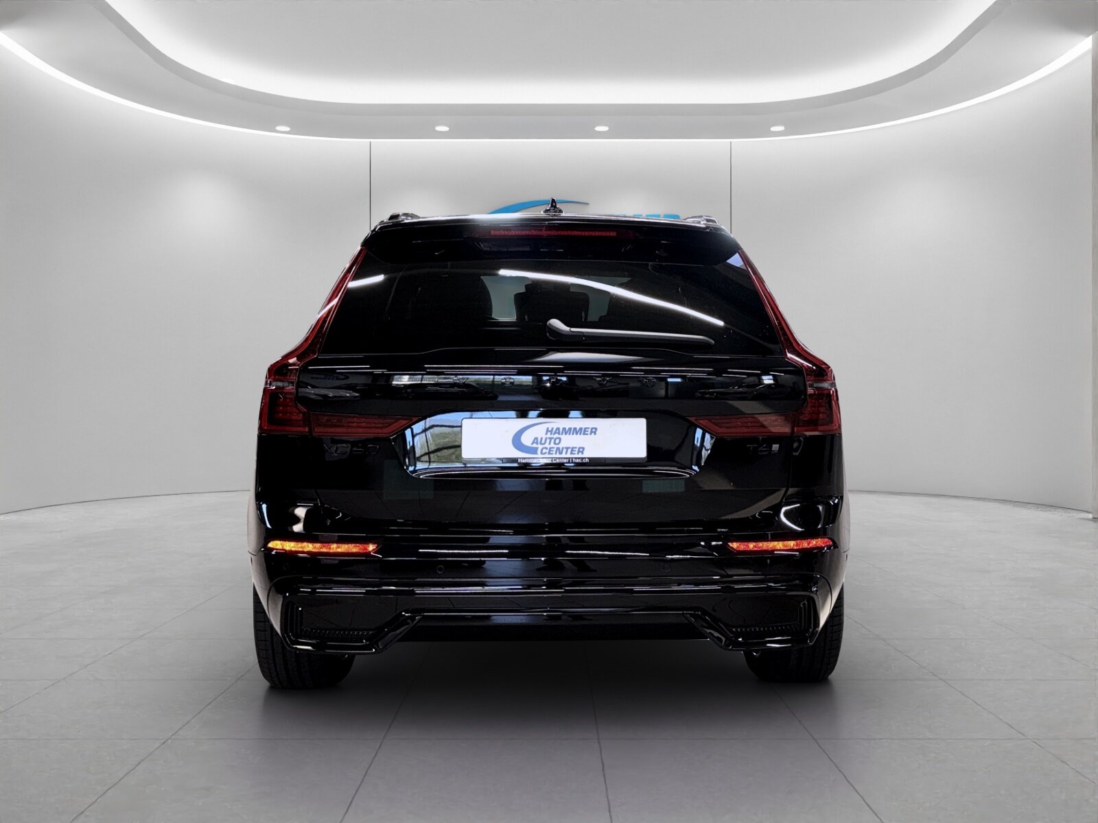 VOLVO XC60 2.0 T6 TE Black Edition eAWD, Plug-in-Hybrid Petrol/Electric, New car, Automatic - 4
