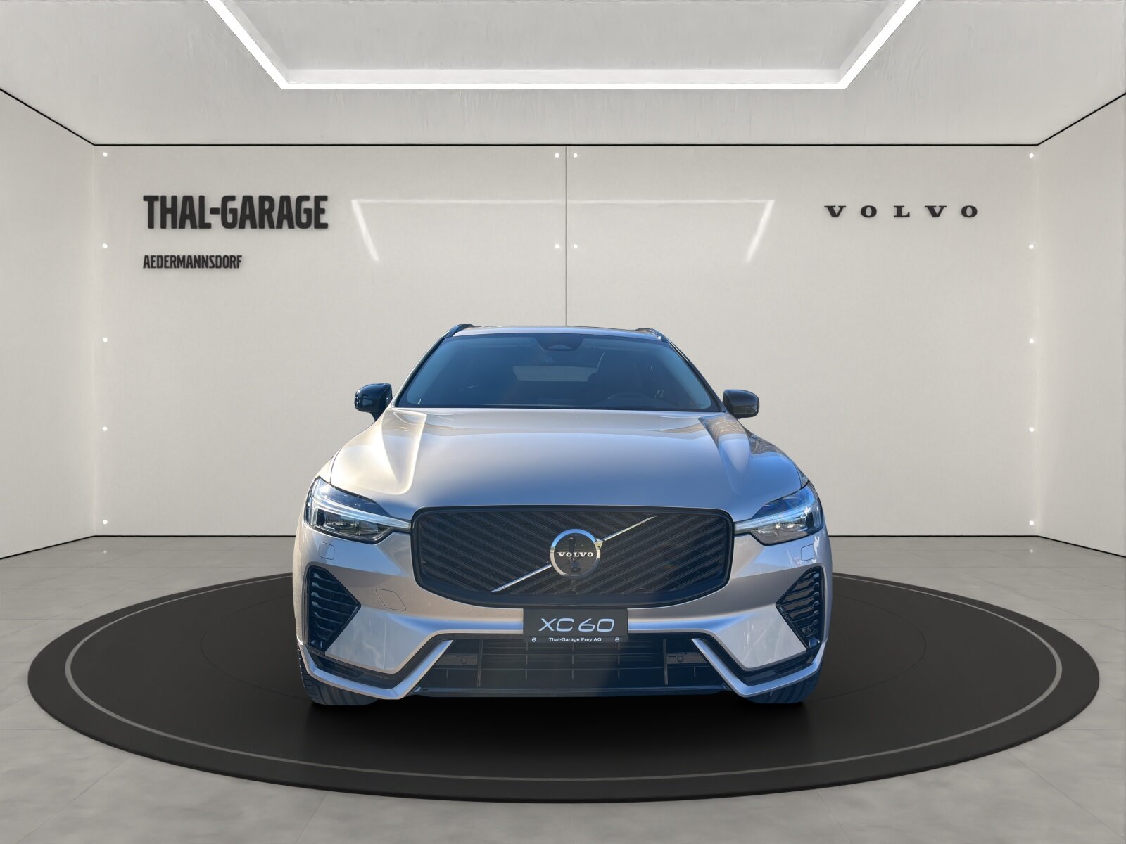 VOLVO XC60 2.0 T8 TE Ultra Dark eAWD, Hybride Rechargeable Essence/Électricité, Voiture nouvelle, Automatique - 2