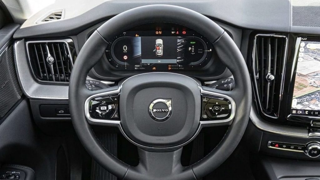 VOLVO XC60 2.0 T8 TE Plus Dark eAWD, Plug-in-Hybrid Petrol/Electric, Second hand / Used, Automatic - 5
