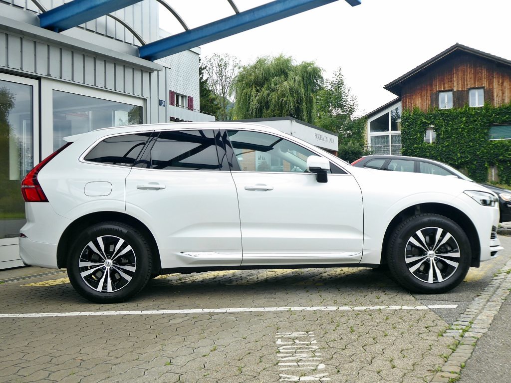 VOLVO XC60 T6 eAWD Inscr. Expression, Hybride Rechargeable Essence/Électricité, Occasion / Utilisé, Automatique - 3